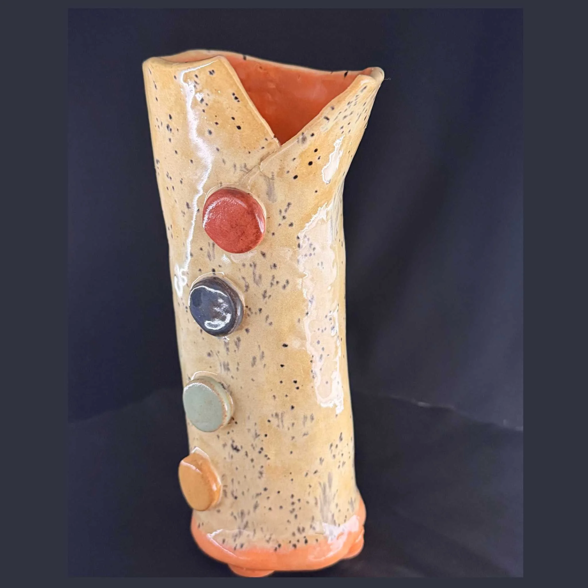 Rhythm of Dots 3.jpg