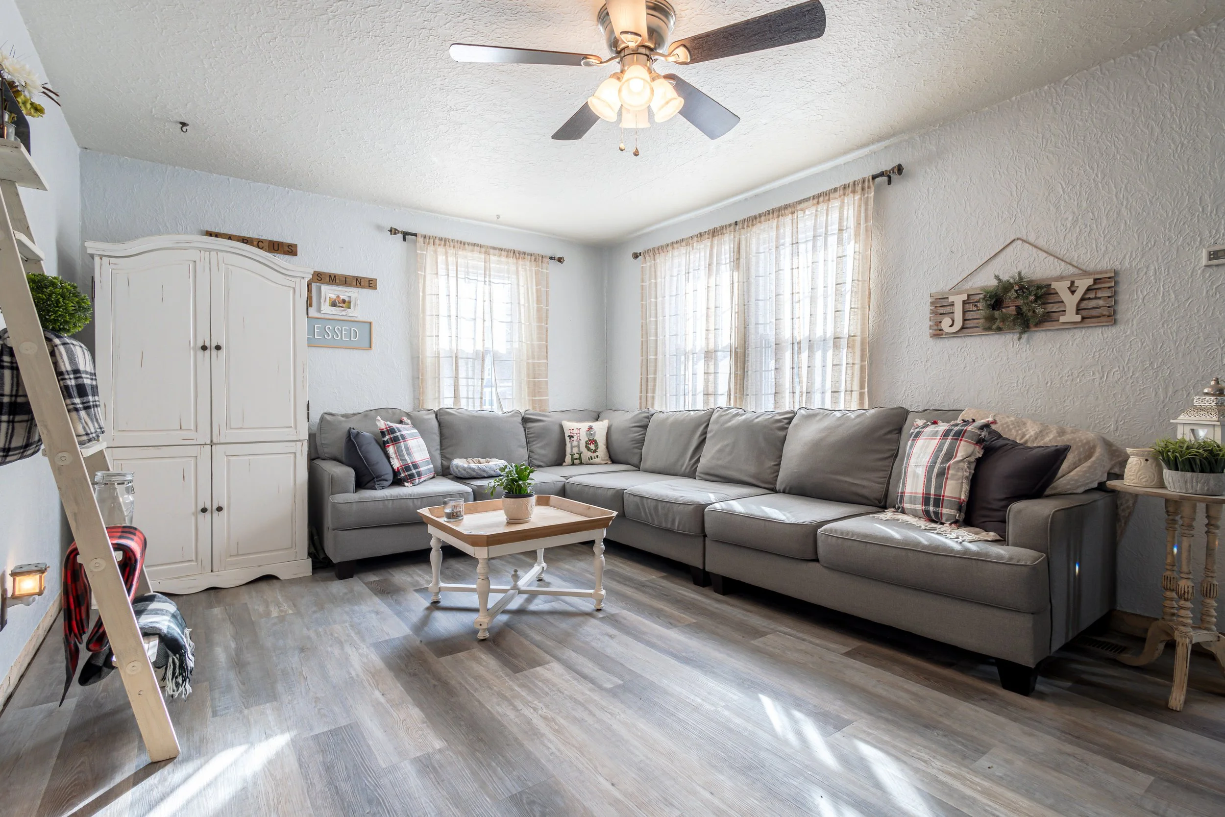 Essential Visuals Media Portfolio-20.jpg