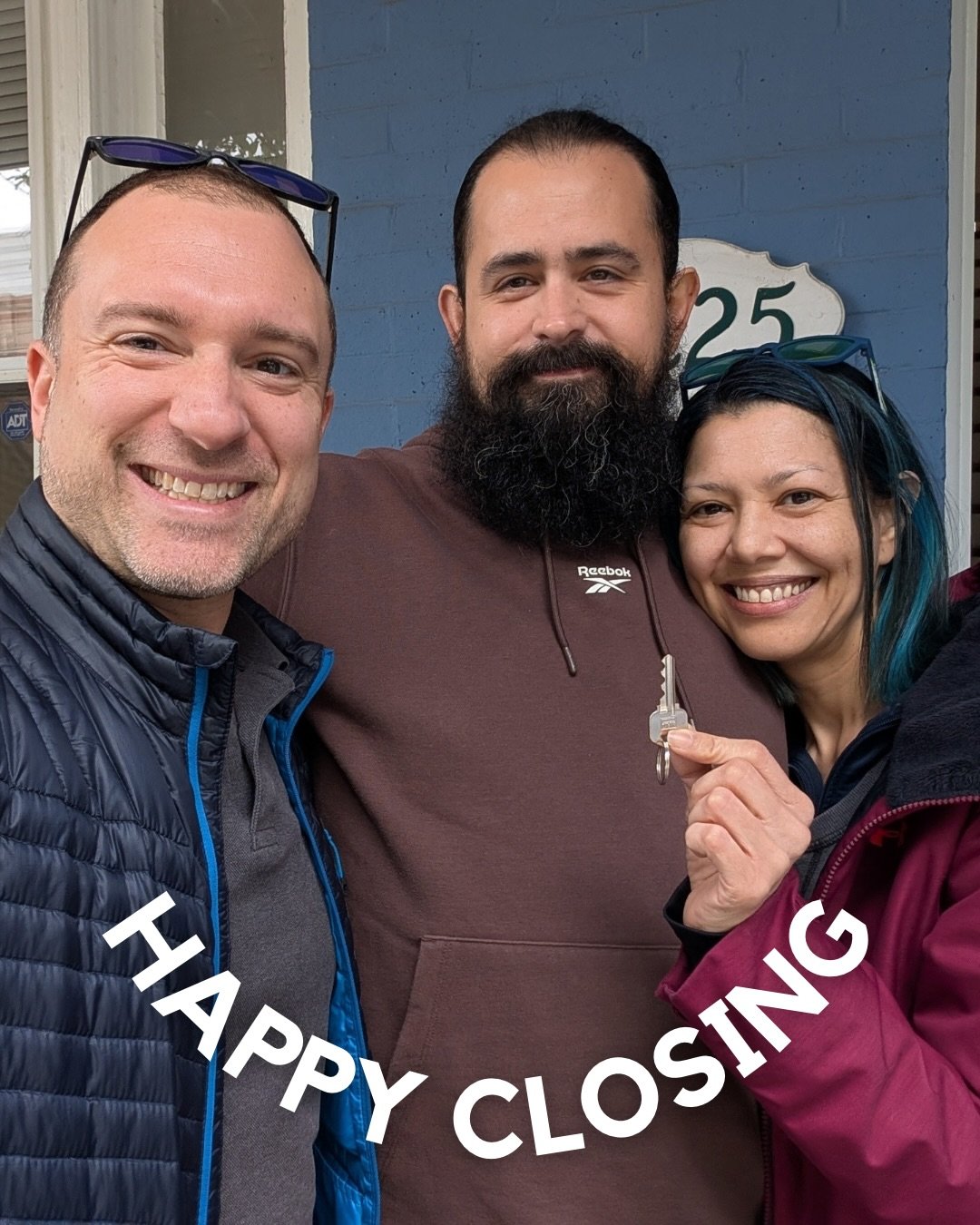 ✨ HAPPY CLOSING ✨

From tough showings to the perfect fit, this one was worth the wait. With the right strategy and a great team of @benjaminmcamp and Angela Colloi from @mymortgageamerica behind them, they secured a home they can truly grow into.

H