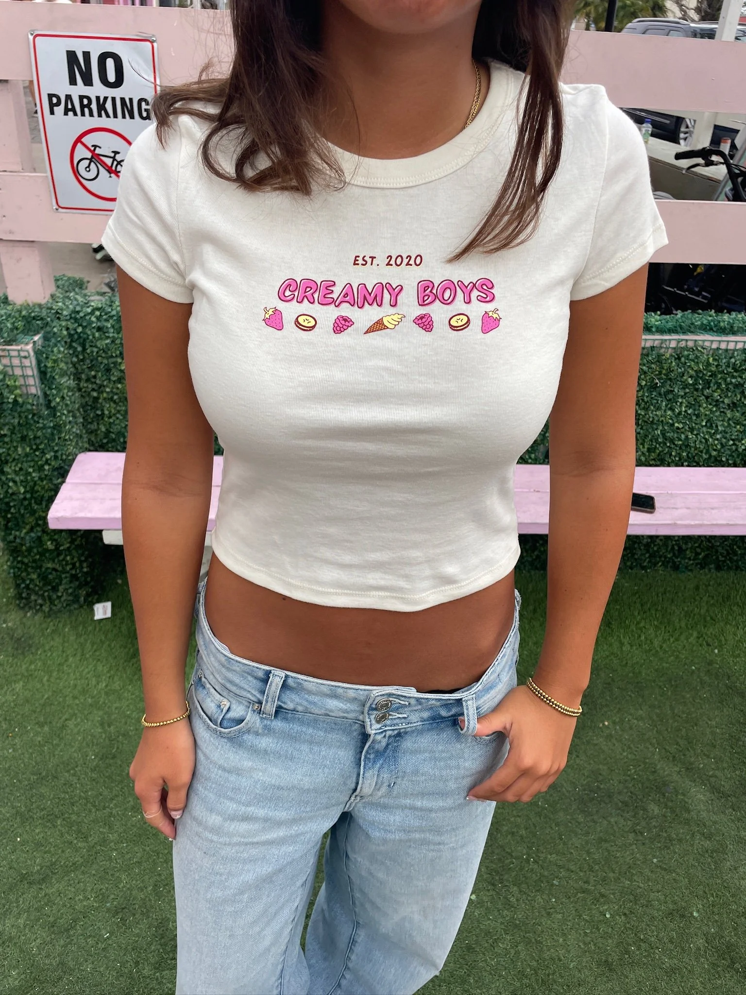 Baby tee creamy boys 05.jpeg