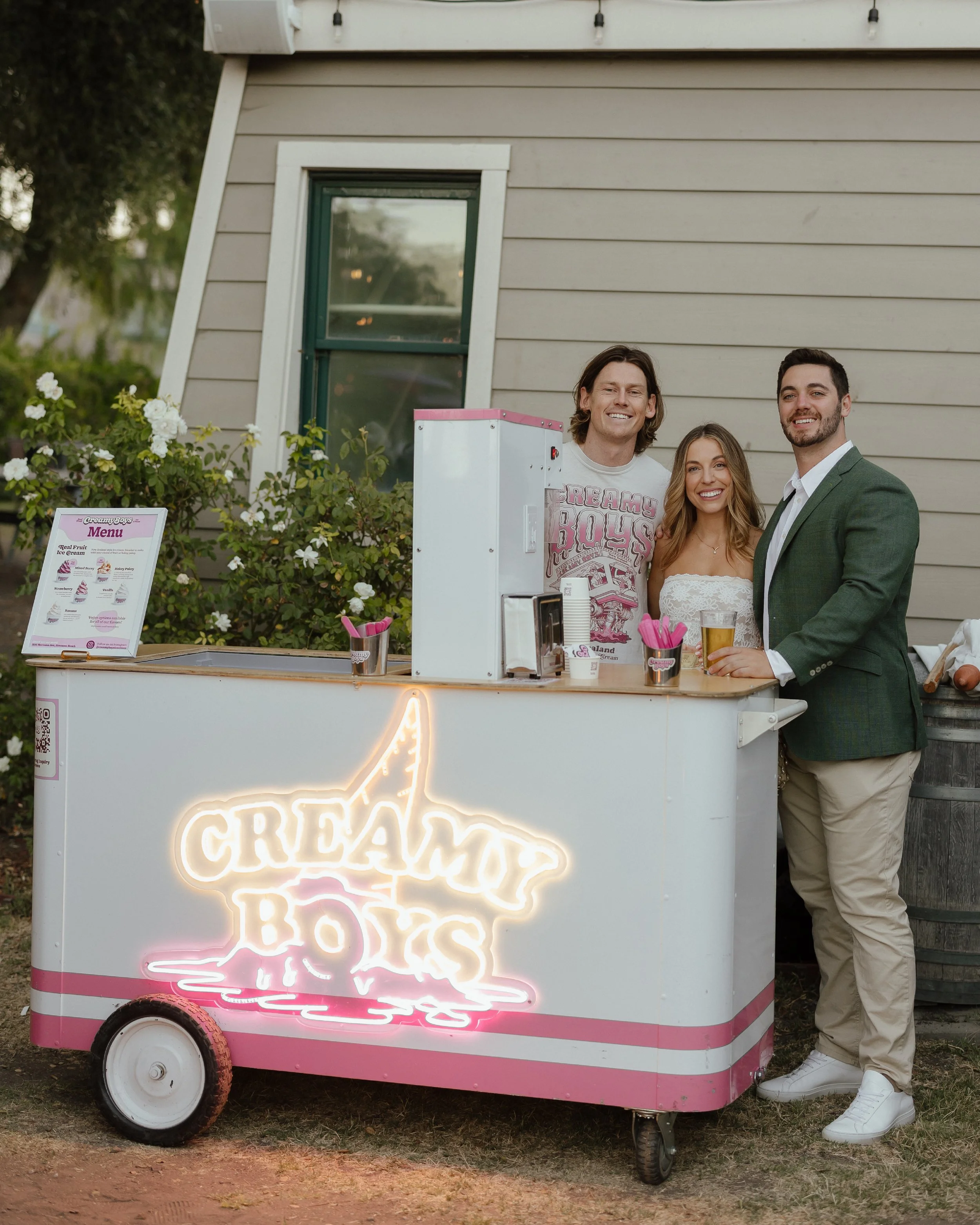 Wedding round up Creamy Boys Ice Cram Catering-06.jpg