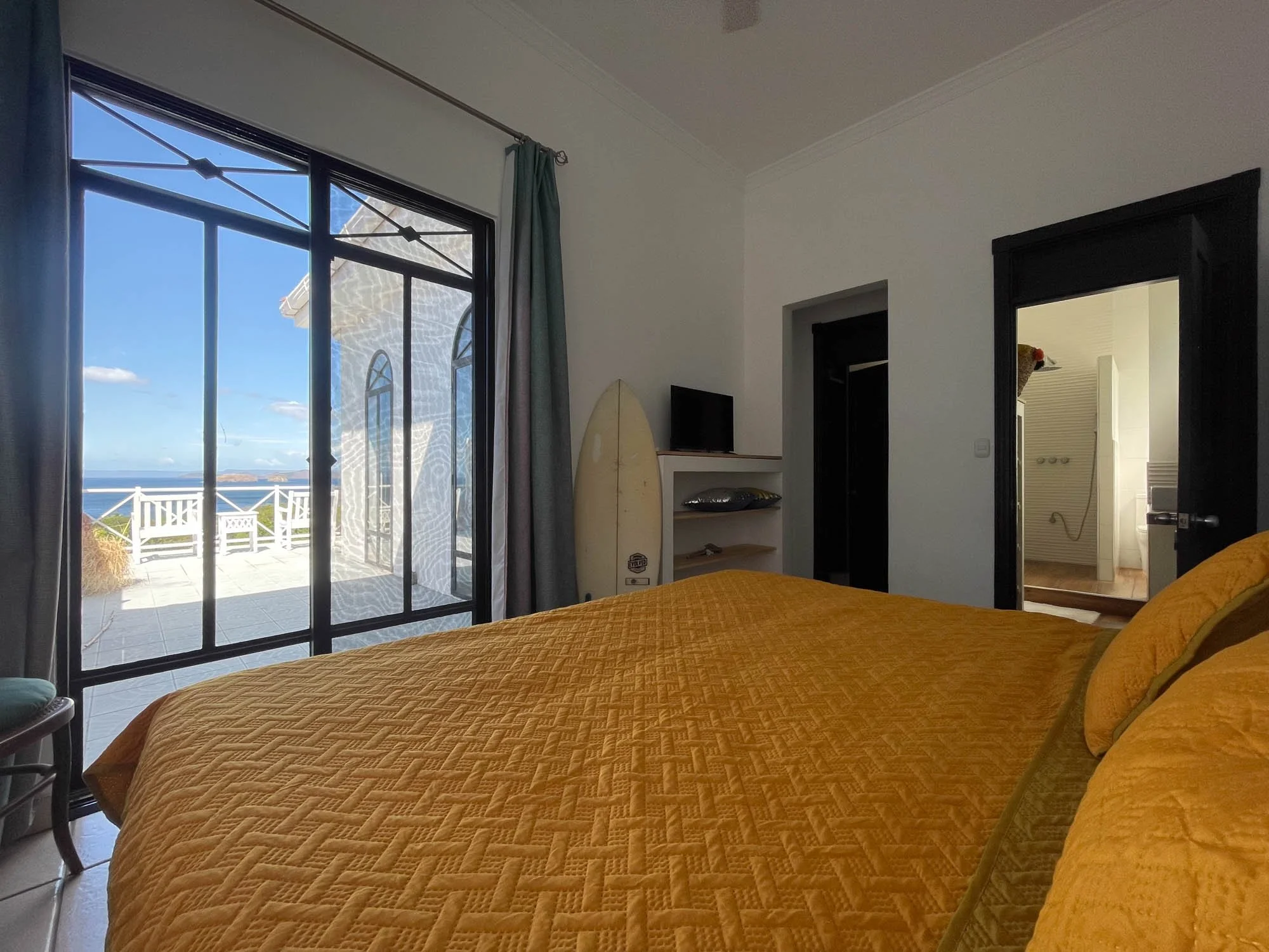 Magnificent ocean view villa bedroom in costa rica