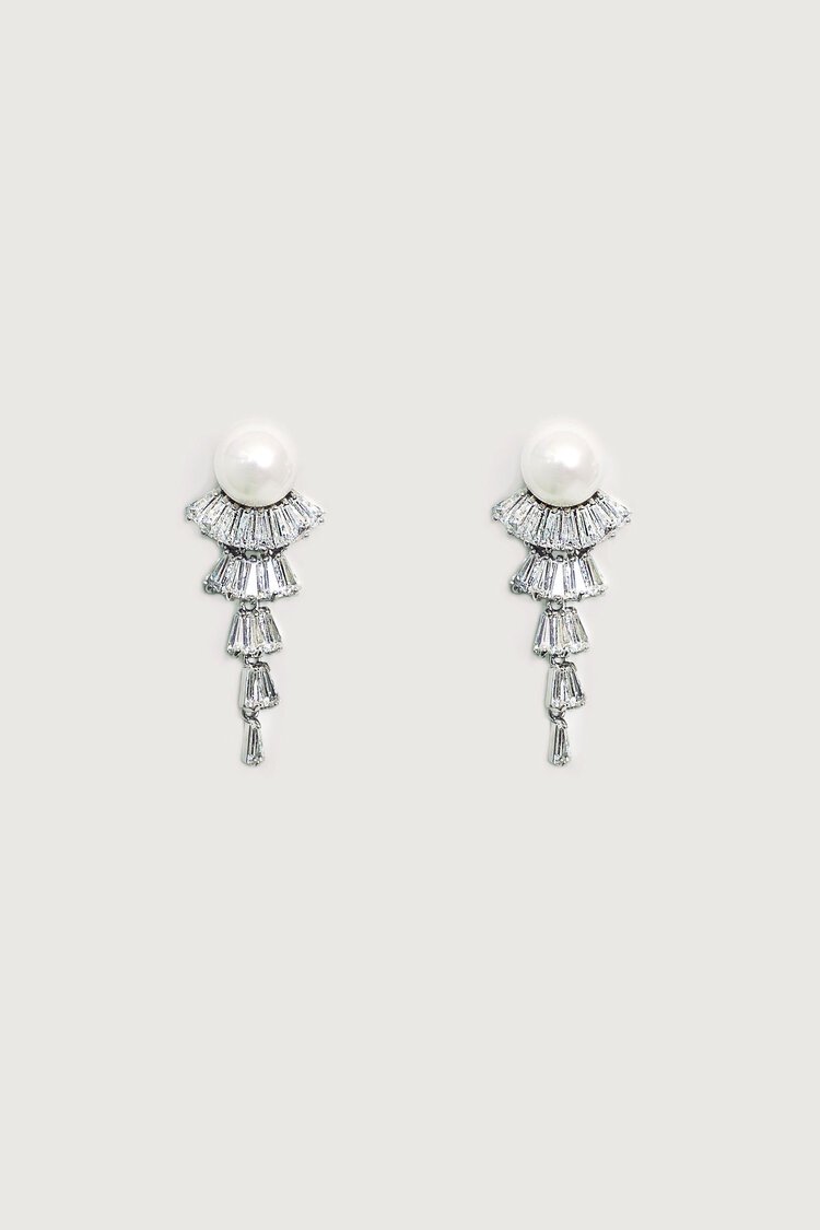 Earring_BrooksSilver.jpeg