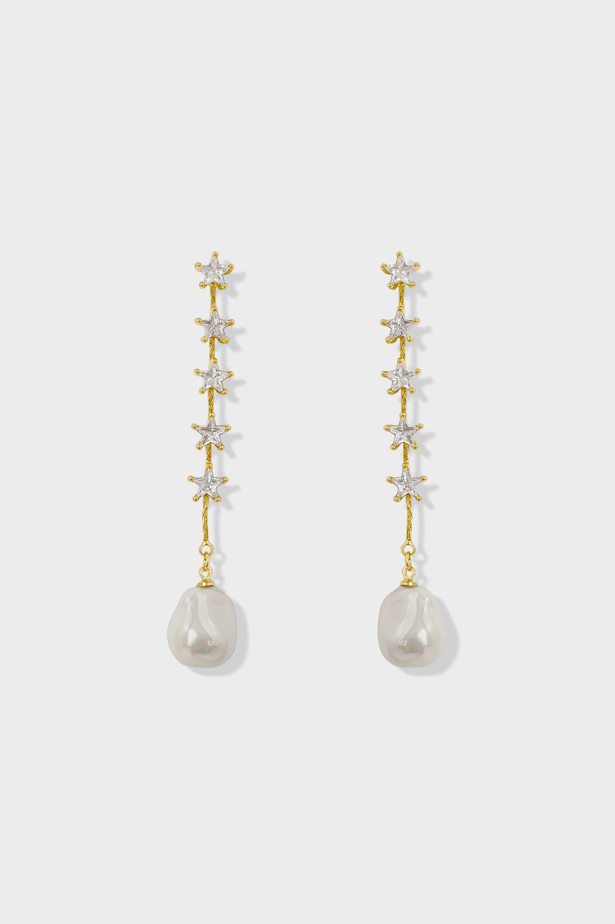 Luxury wedding earrings with baroque pearls and rhinestones, perfect for the modern bride. Lara bridal jewelry from Jade Oi Studio, a quiet luxury jewelry brand.