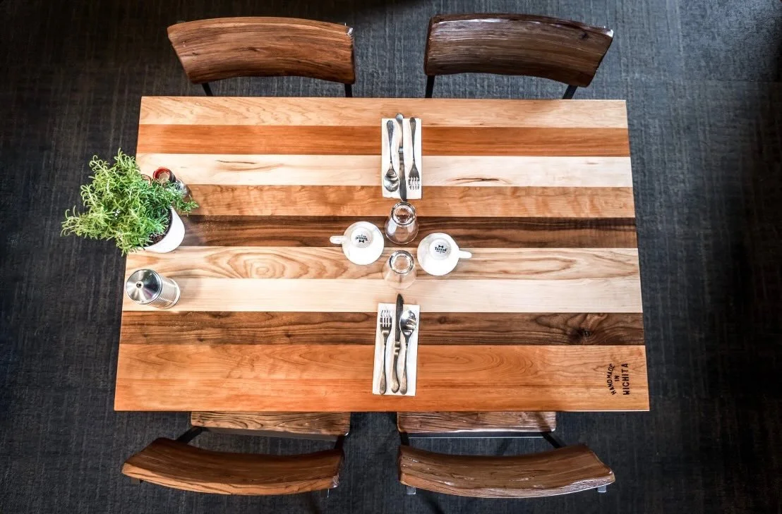 Chilly spring Monday morning&hellip; who&rsquo;d rather have a cozy brunch?!