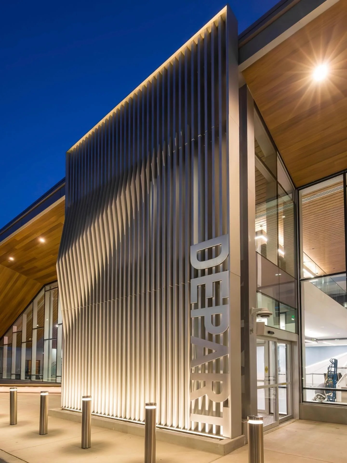 Let&rsquo;s go! 

@gckairport &ldquo;Depart&rdquo; screen made by Ten Works out of aluminum and a lot of designing. ;)