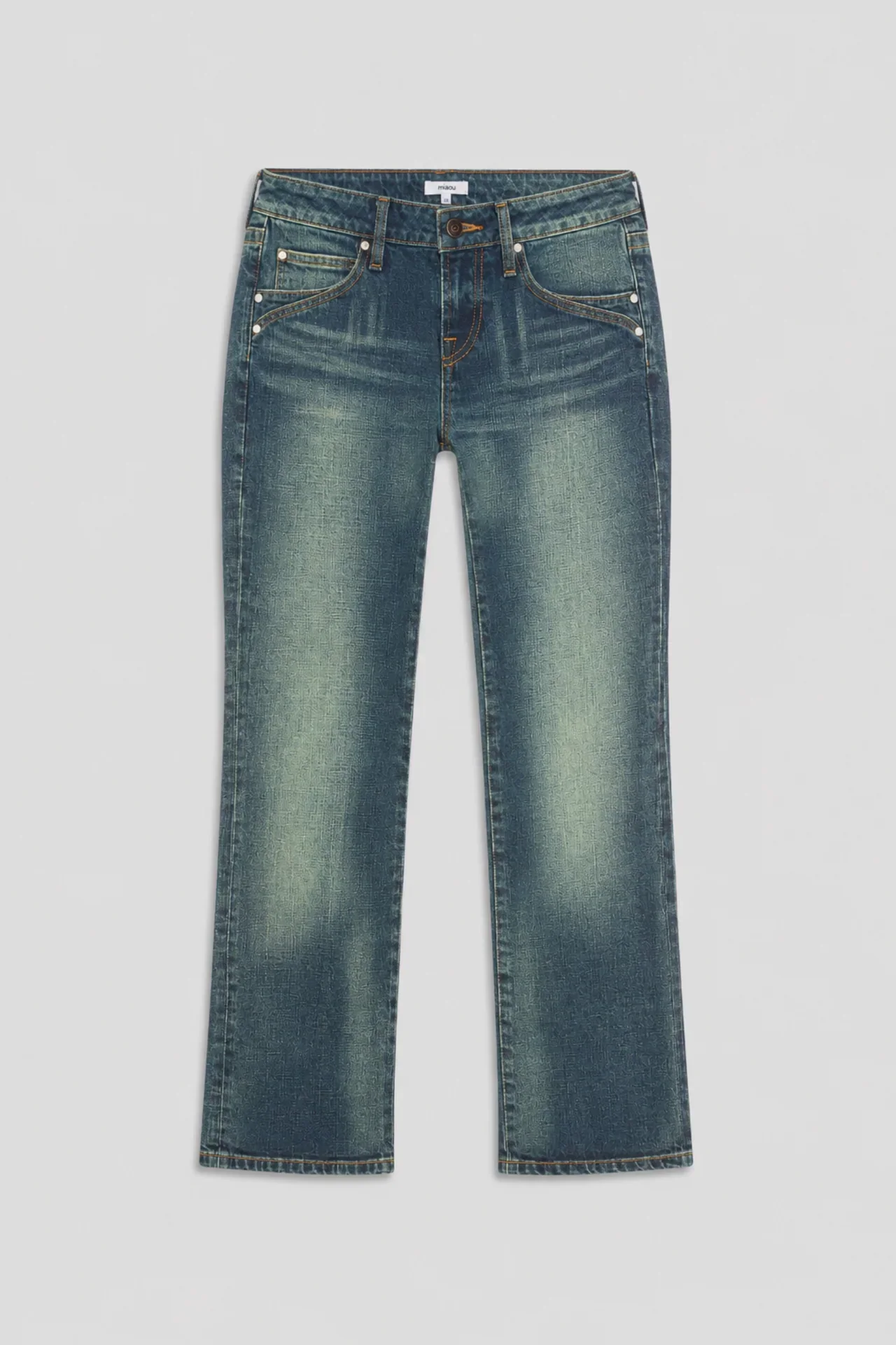 LOWRISEFLARE_COLDWASH_IMAGE-PACKSHOT_MEDIA-STILL_CROP-FULLBODY_ANGLE-FRONT.webp