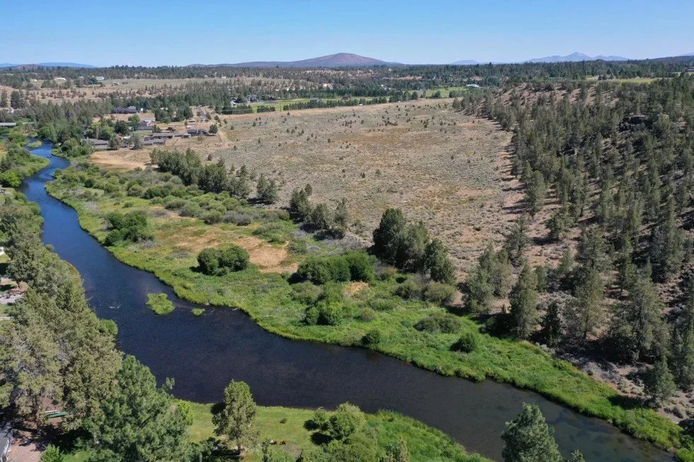 Riverstone Ranch - 
Guided a property owner through feasibility, due diligence, rezoning, and residential planning for a distinctive waterfront community featuring large 2+ acre lots, including agency coordination, utility planning, site design, and 