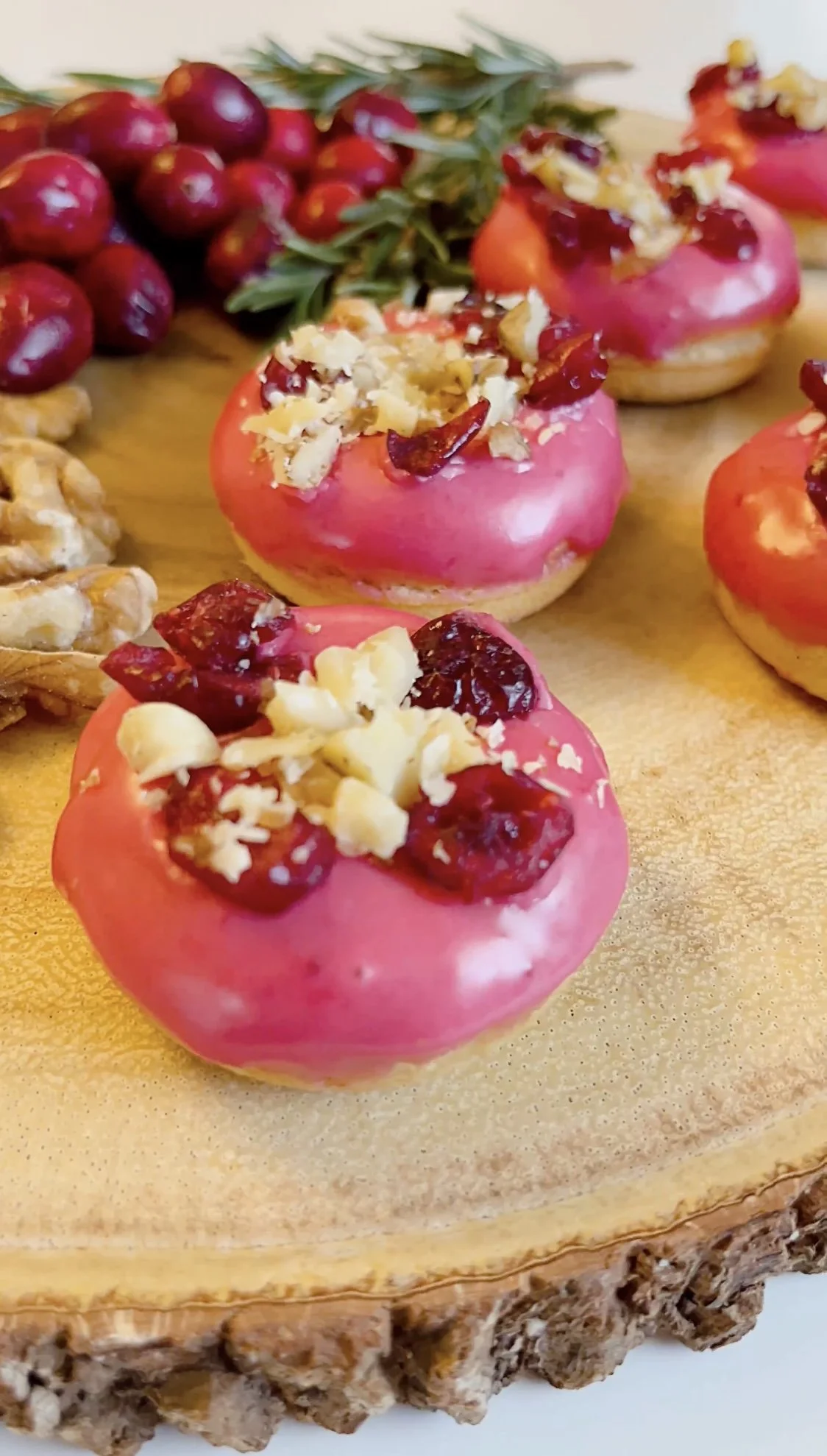 CRANBERRY WALNUT