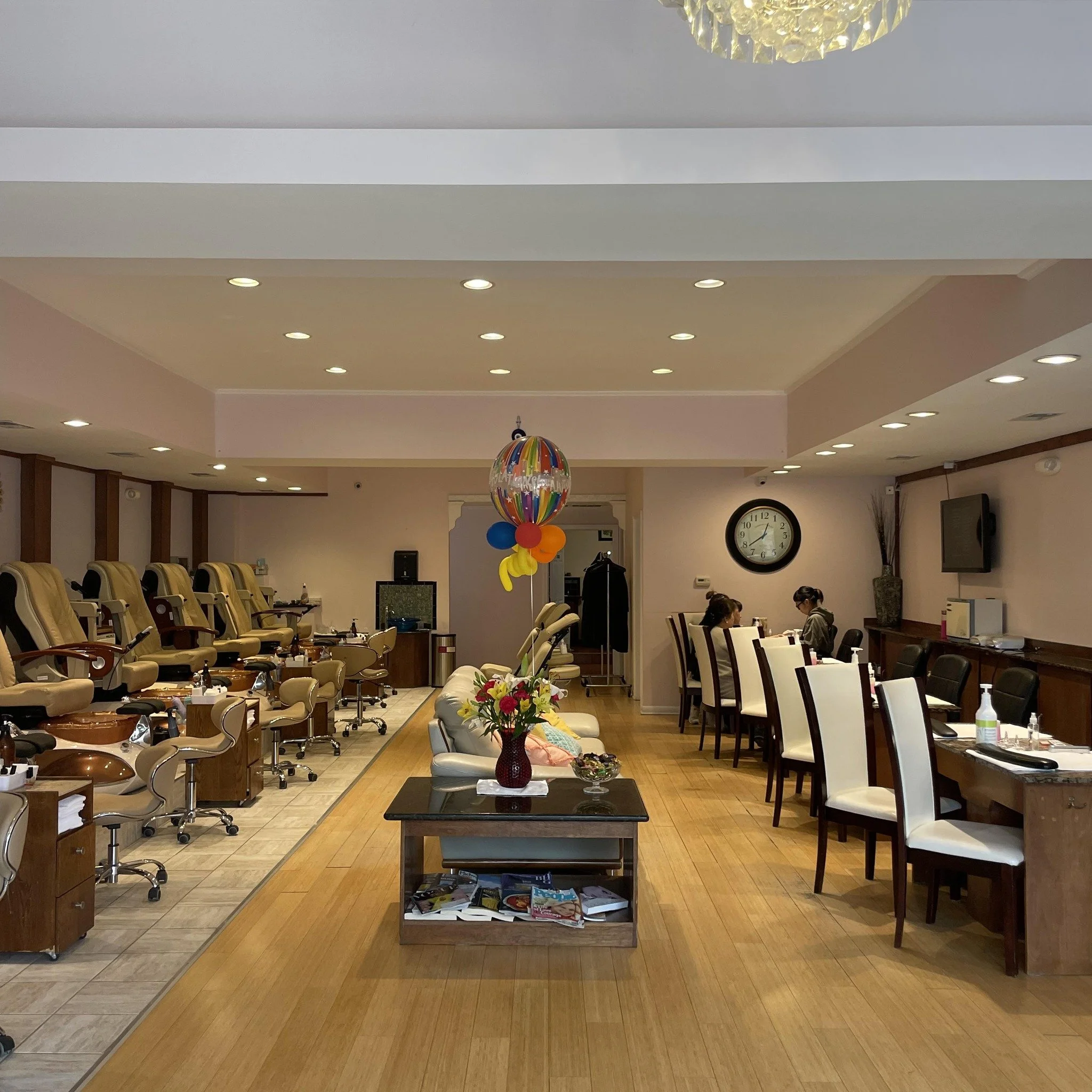 Sky Nails and Spa