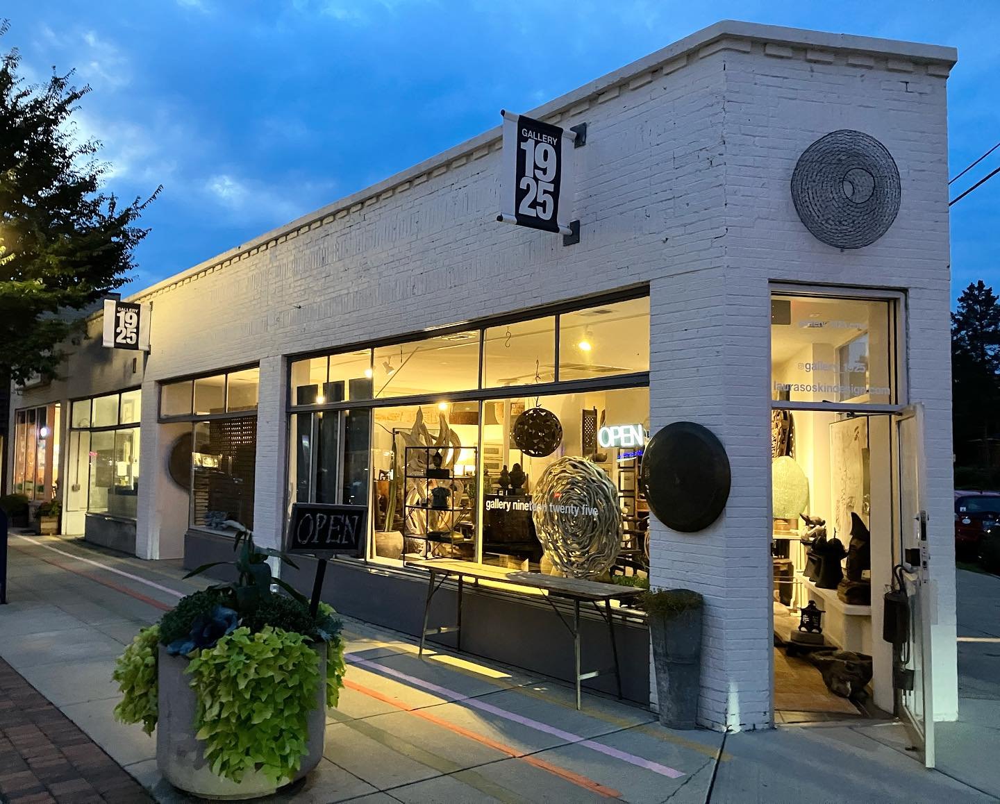 Gallery Nineteen Twenty Five