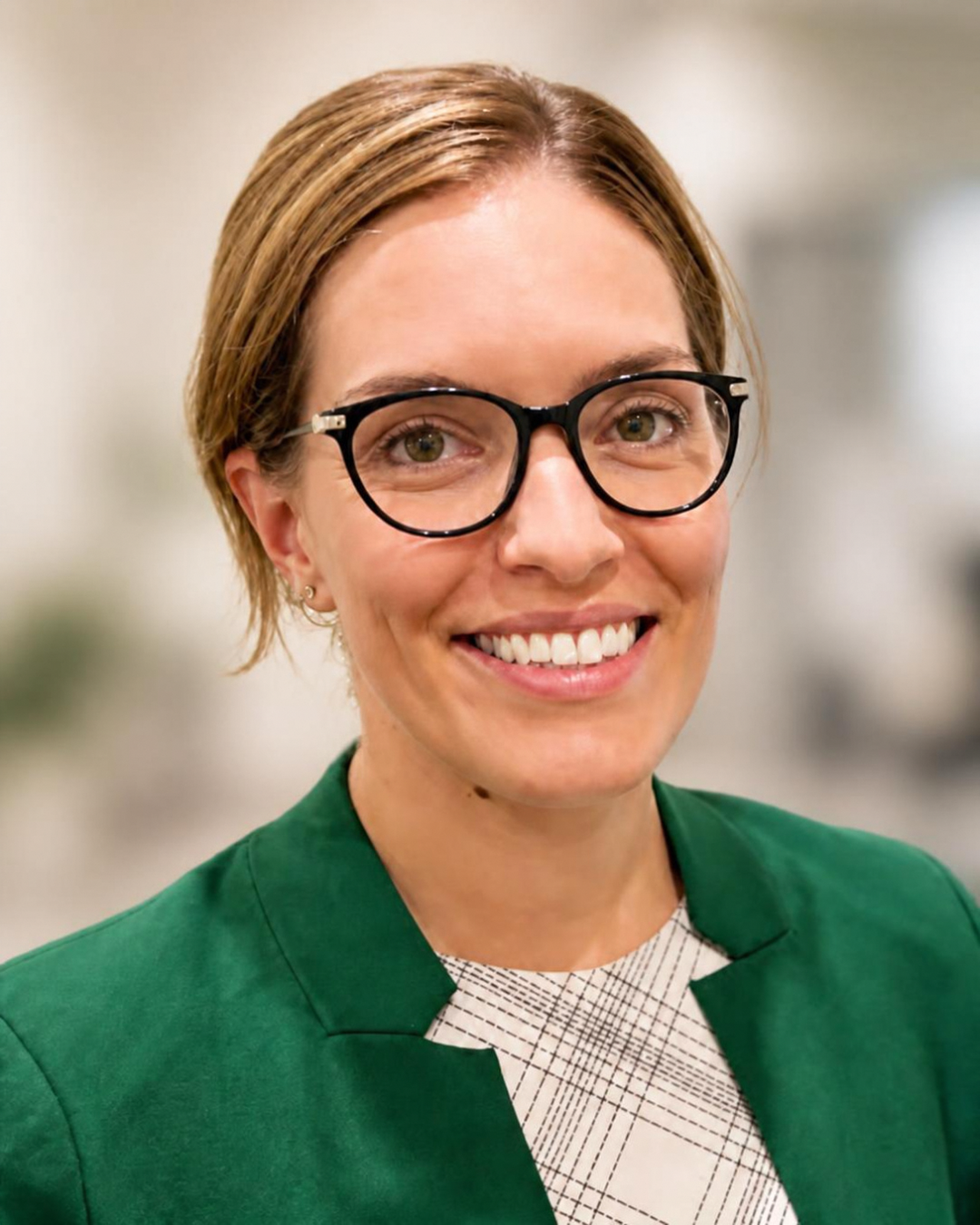 Dr Emma Croker