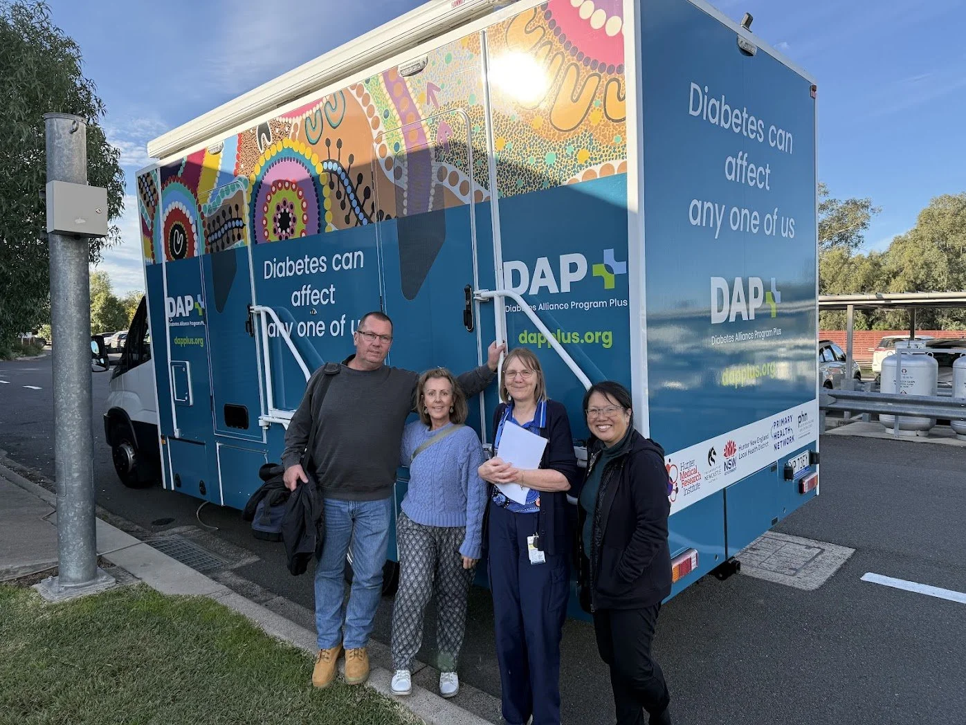 David,Morag.Monia, Judy Medibus arrived Narrabri Hospital.jpg