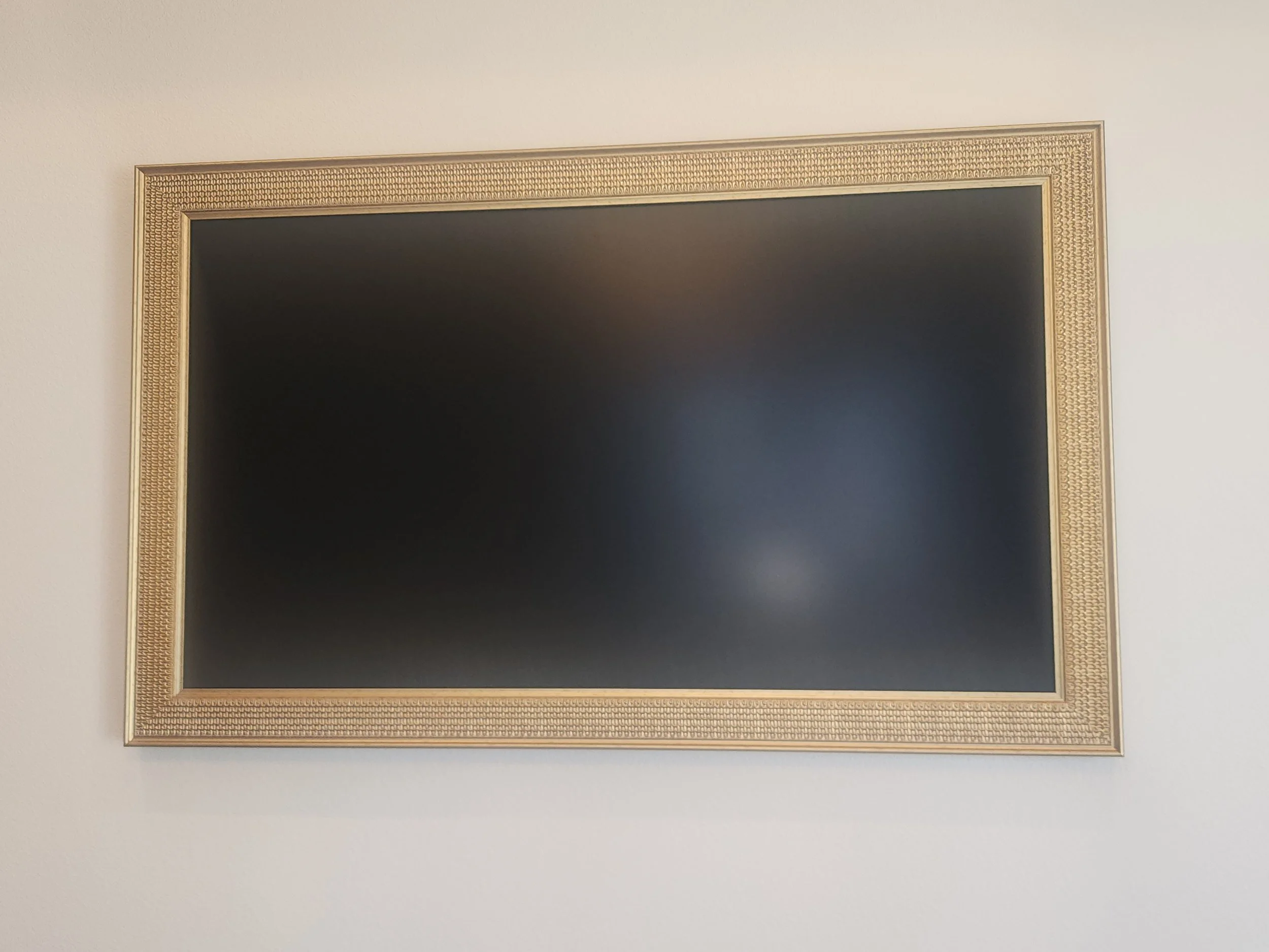 Pictured TV 