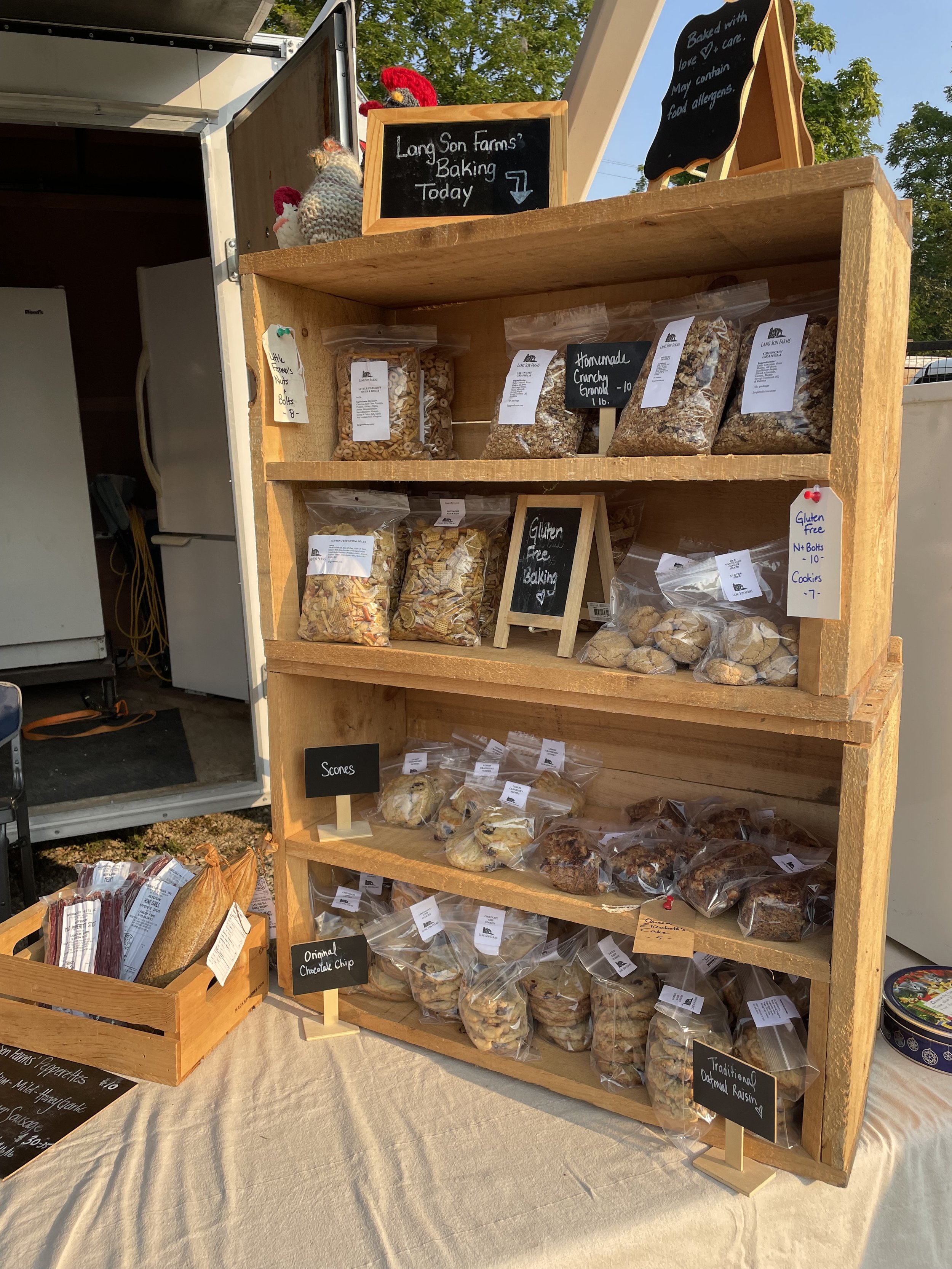 Fresh Baking: Gluten-free options available