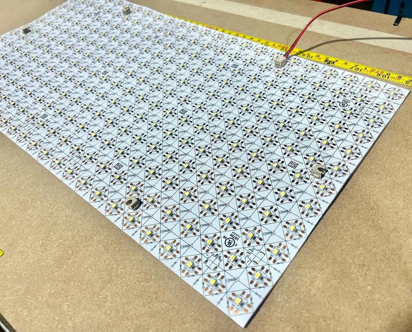 Our illumi-light sheets are sold out in A MONTH!! Thank you guys for the Love 🤩 l put the lit-up version on the second because it&rsquo;s literally too brilliant for human eyes &hellip;
#led #light #toronto #commercial #lighting #ledlights #modern #