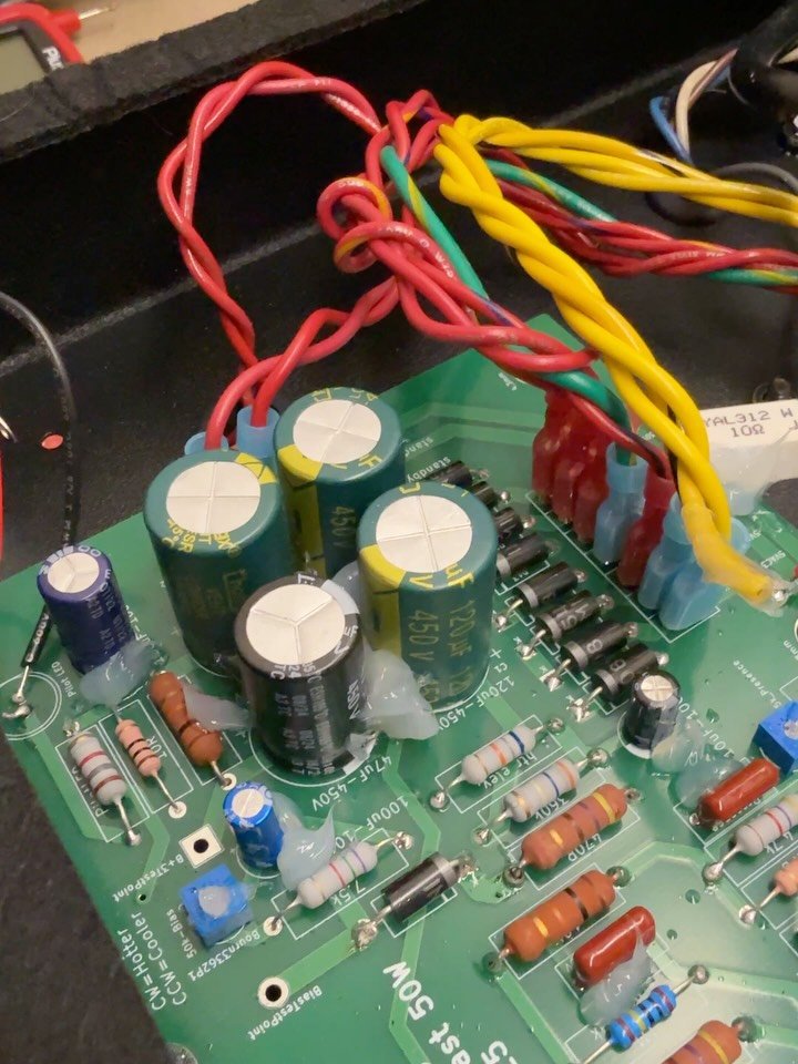 Gut shots of the Wretched Beast 50-watt guitar head. 

Two-channels. High-gain. Made in the USA. 

#treaudio #guitaramp #tubeamp #metal #meltfaces