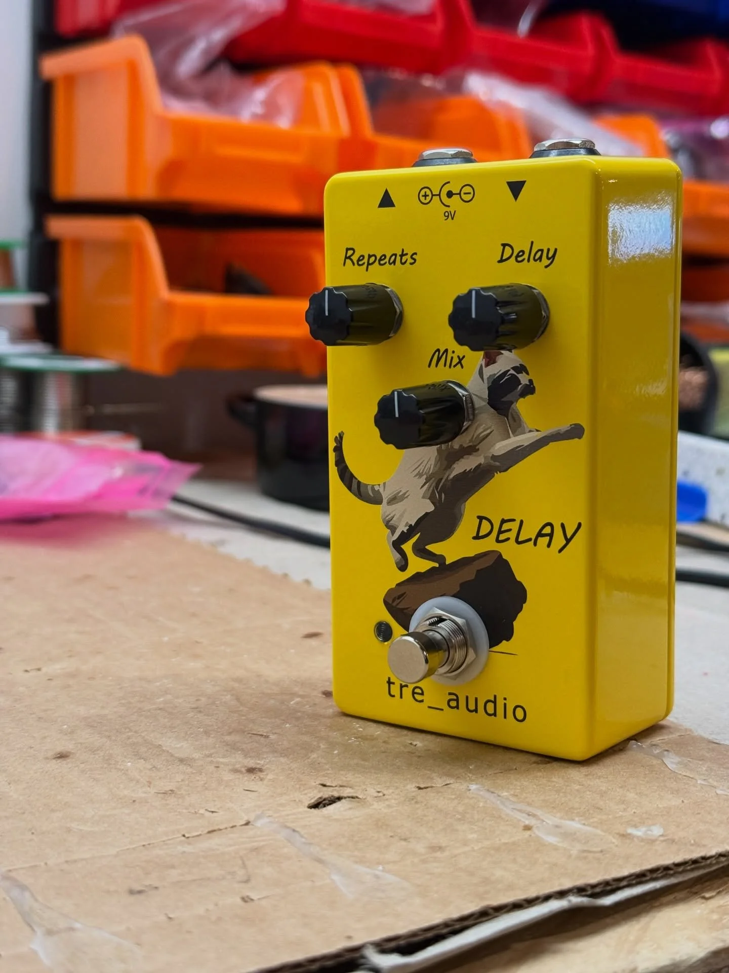 Delay Pedal lets you add echo to your guitar or synth signal from 60 ms to 1.5s of delay time.  This can take your signal from a rapid spring-like echo to long canyon-like echo.  By cranking the Repeats knob, the Delay will go on seemingly forever.

