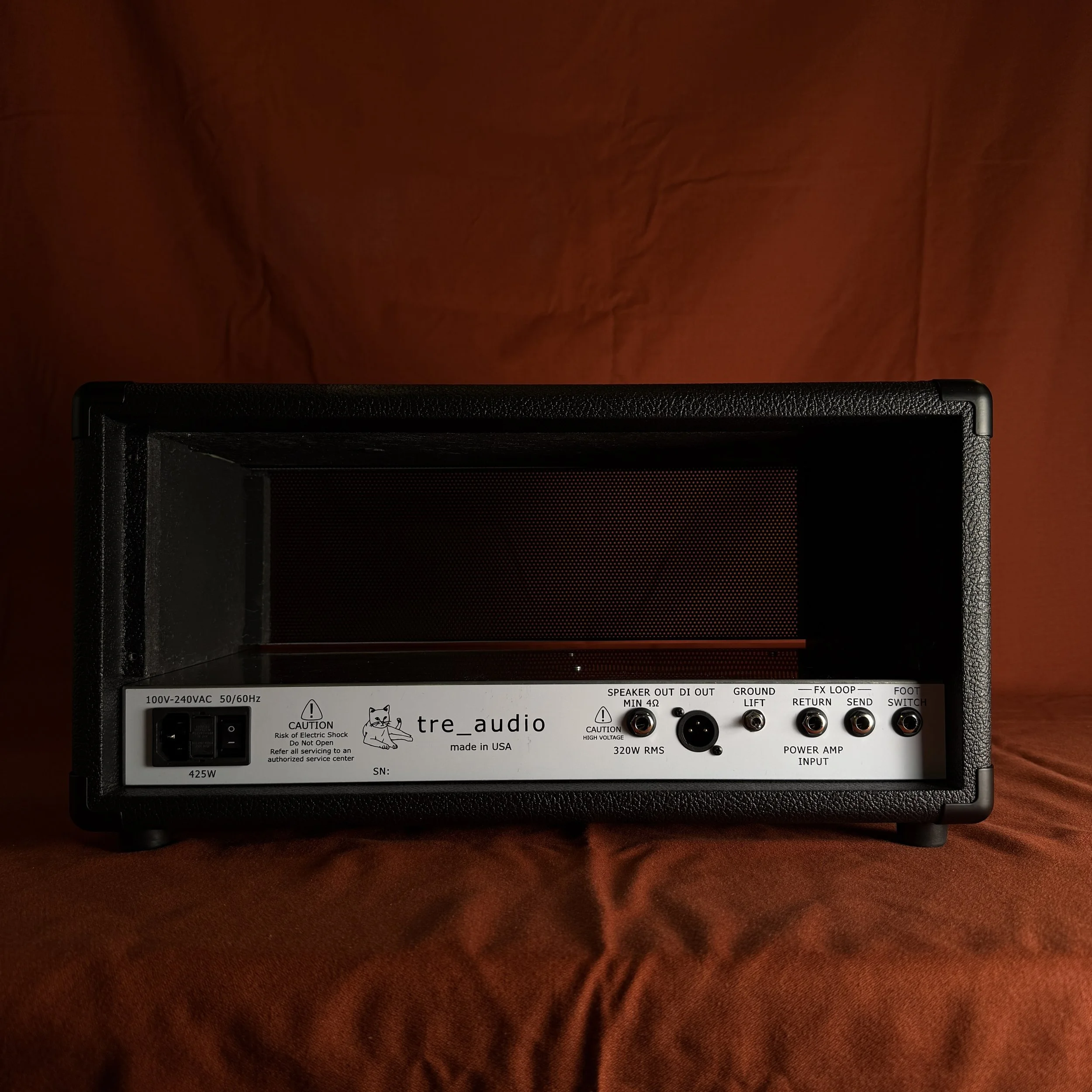 DC300W - red cloth - hero - 1to1 (4).jpg