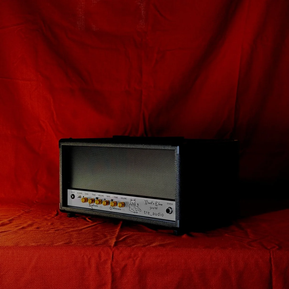 DC300W - red cloth (DARK-front) - LoRes.jpg