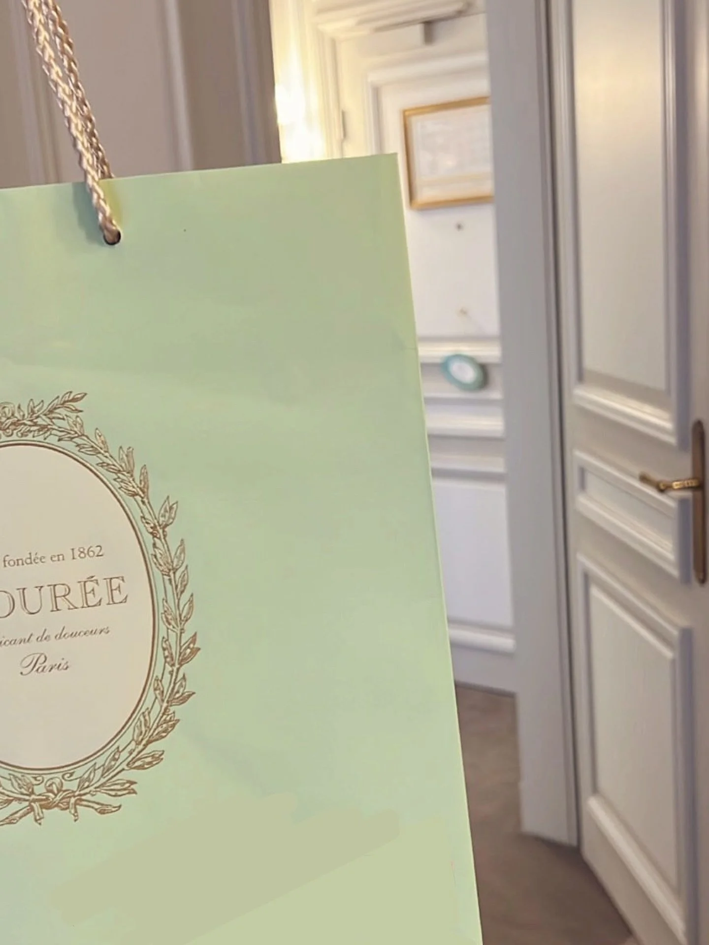 📍Paris, 2022

In Paris, dessert is never an afterthought.

-David Lebovitz