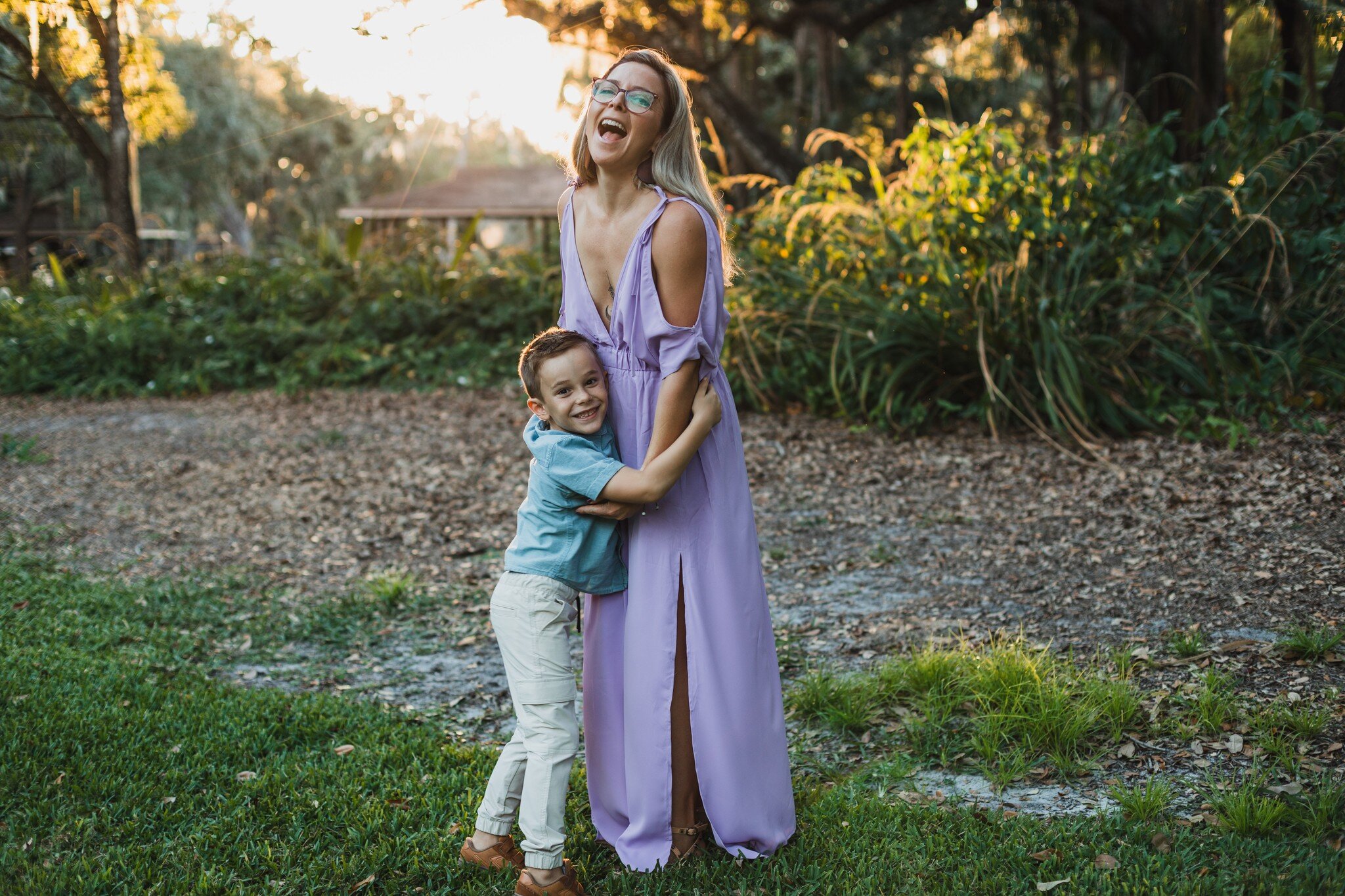 Mom + Me Minis are live, April 14 or April 20 at Dickson Azalea park. Why there? Because it's beautiful! In under 100 feet we have greenery, bridges, and sunsets. 

A mini session is great for busy moms and kids with short attention spans, it's 15 mi