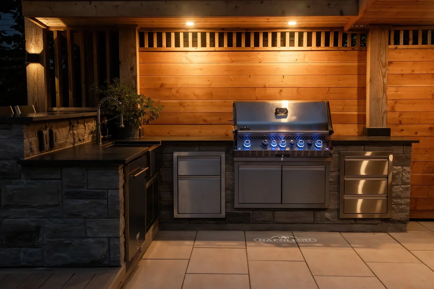 Outdoor Kitchen Ideas for 2026: Design Trends, Layouts, and Must-Have Features&nbsp;