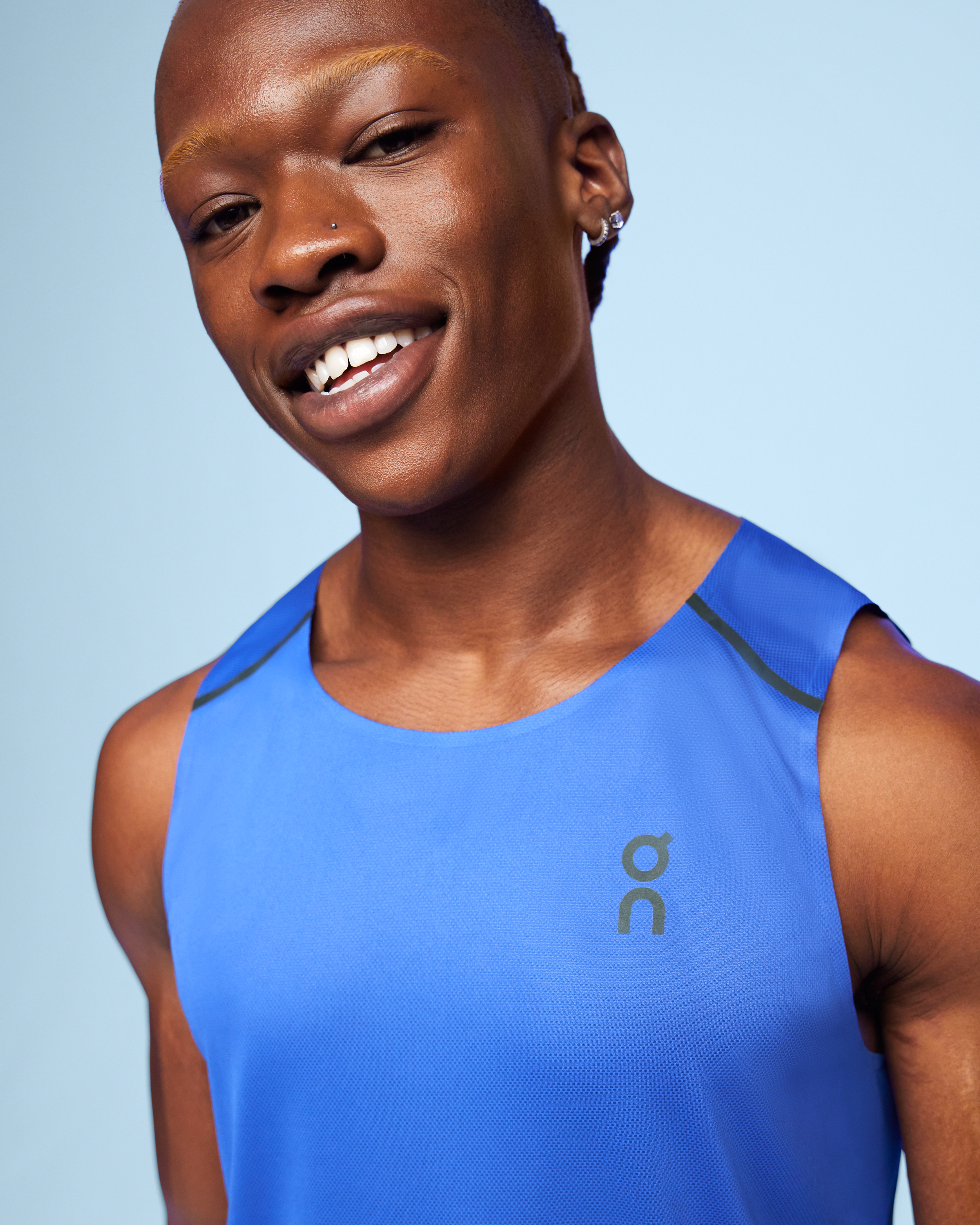 108.01025-tank_t-ss23-cobalt_black-m-4x5-c-g4.png