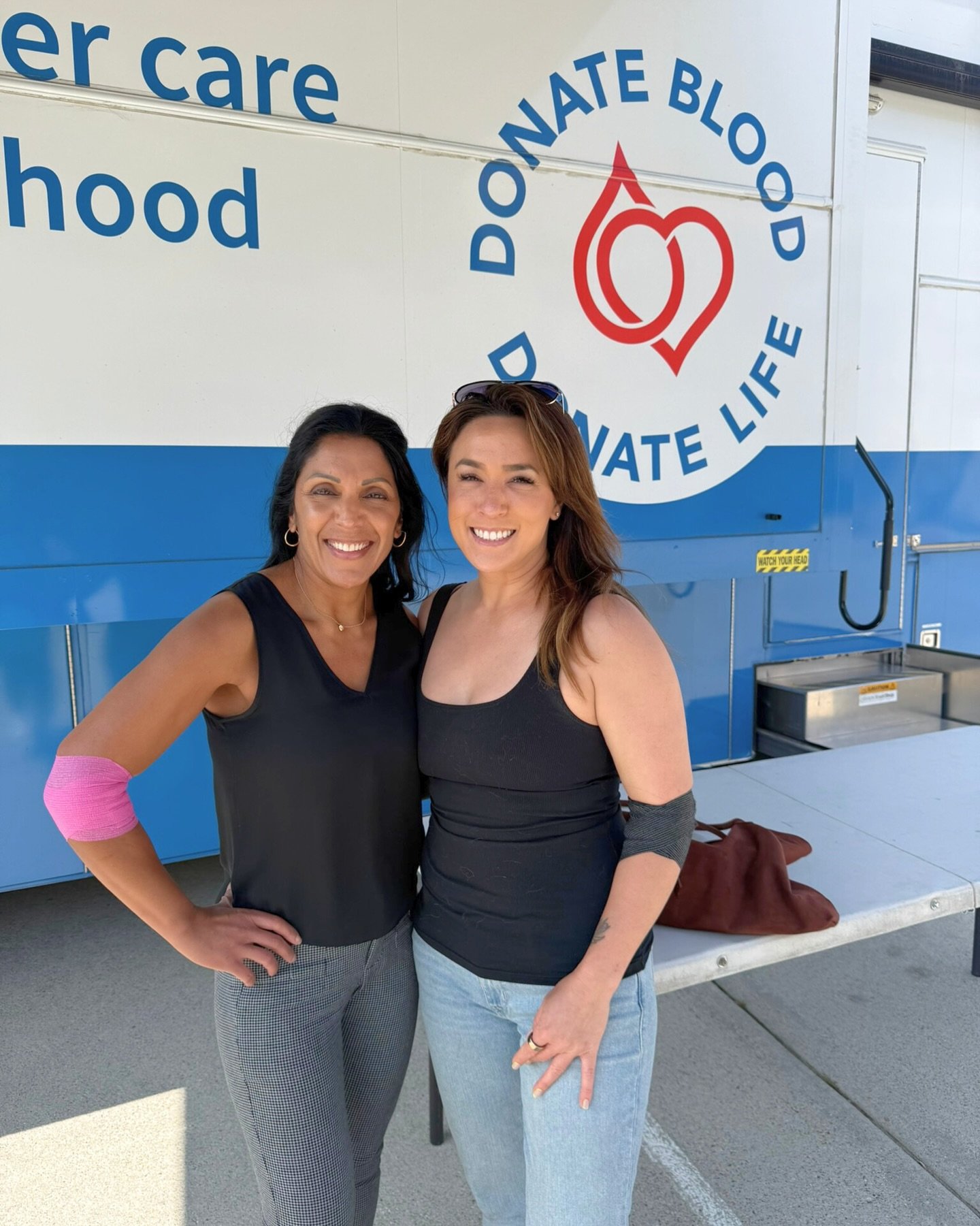 🩸🎉 BLOOD DRIVE RECAP!
Swipe through to see the amazing turnout at our recent City of Hope Blood Drive hosted at the Marty Rodriguez Team office in Glendora!

📸 From generous donors to our incredible volunteers, every photo tells the story of a com