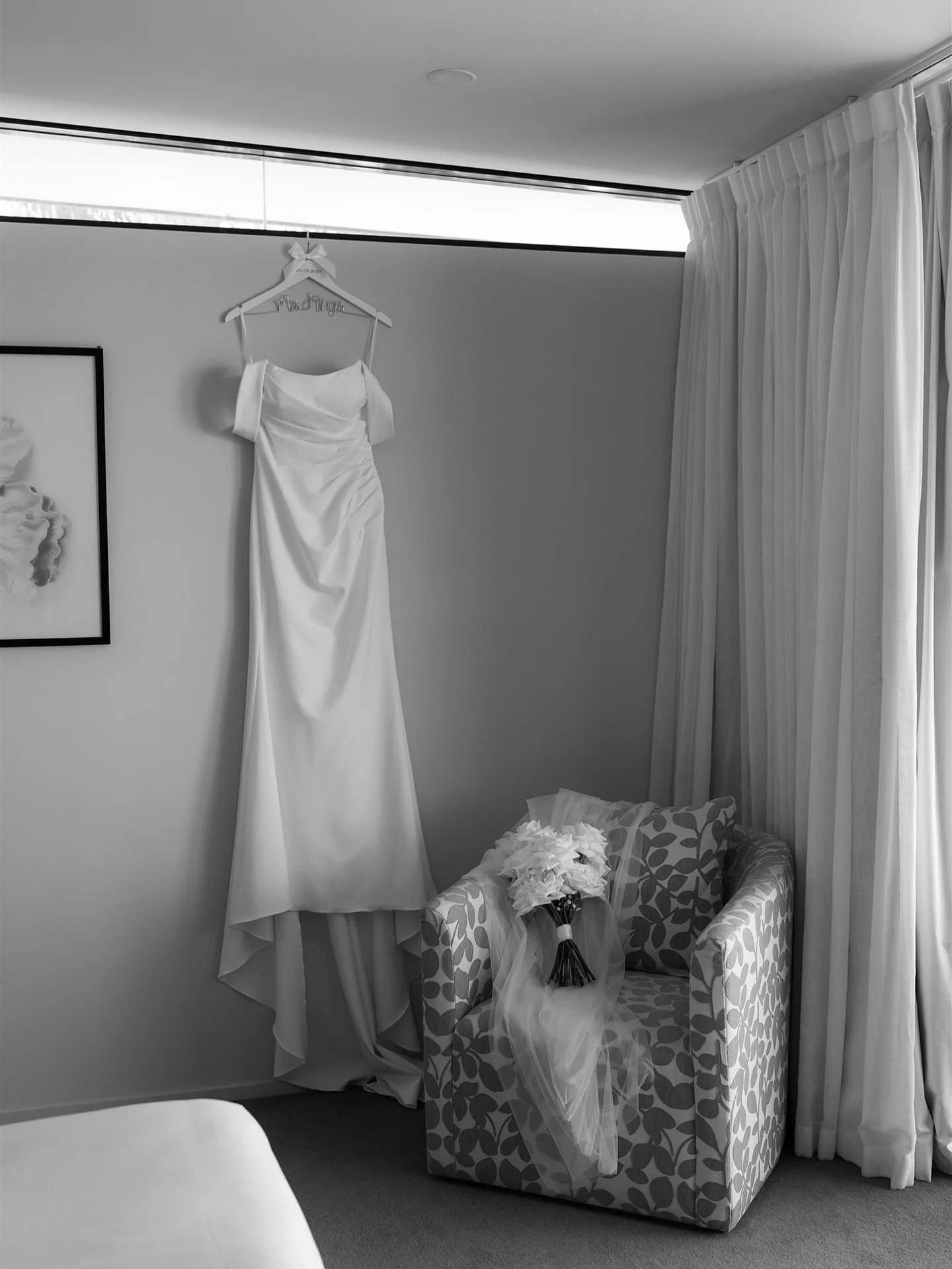 A gown that needs no embellishment; just soft folds of silk and the quiet anticipation that fills the room before it&rsquo;s worn. The calm before the walk, the stillness before the story begins.
