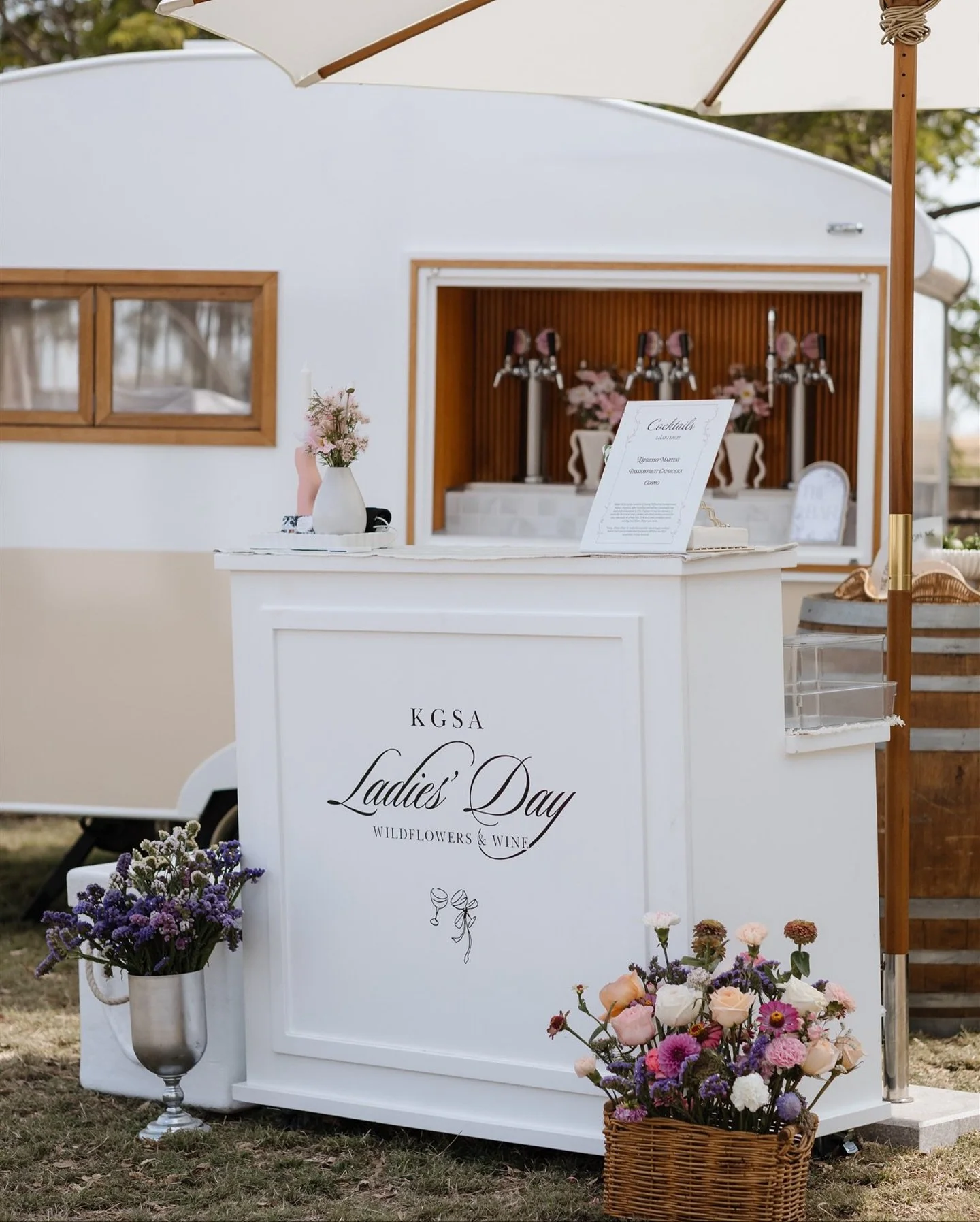 ✨Kilcummin Ladies Day &ndash; Wildflowers &amp; Wine✨

What an incredible day in Kilcummin! Ladies Day was a true celebration of style, spirit, and community; from the fashion to the laughter, every moment reflected the heart of country women.

It wa