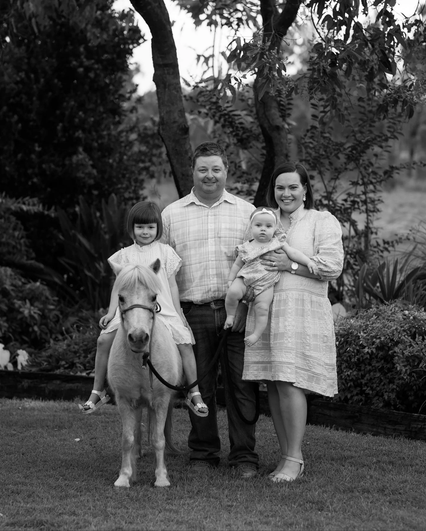 The Heading Family ~ Avonlea 

There&rsquo;s something incomparable about photographing families at home; the stories, the stillness, the sense of place.

At Avonlea, the Heading family embraced every part of the afternoon: Peanut the pony giving us 