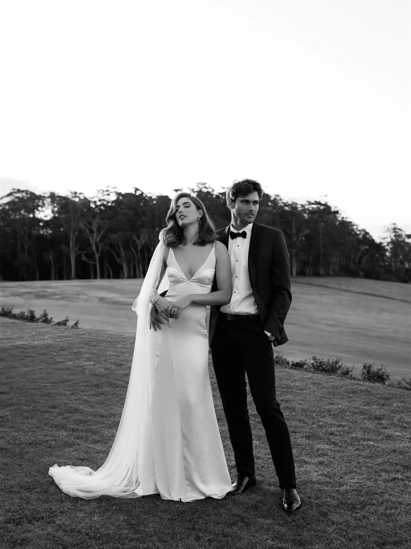 Effortless silhouettes;
Timeless styling;
An understated narrative woven into the dusk.

Location - @thedairyravensbourne
Wedding Styling/Florals/Planning - @emunahevents
Workshop Host - @estellaphoto 
Videographer - @mearsproductions
Hair - @nikitay