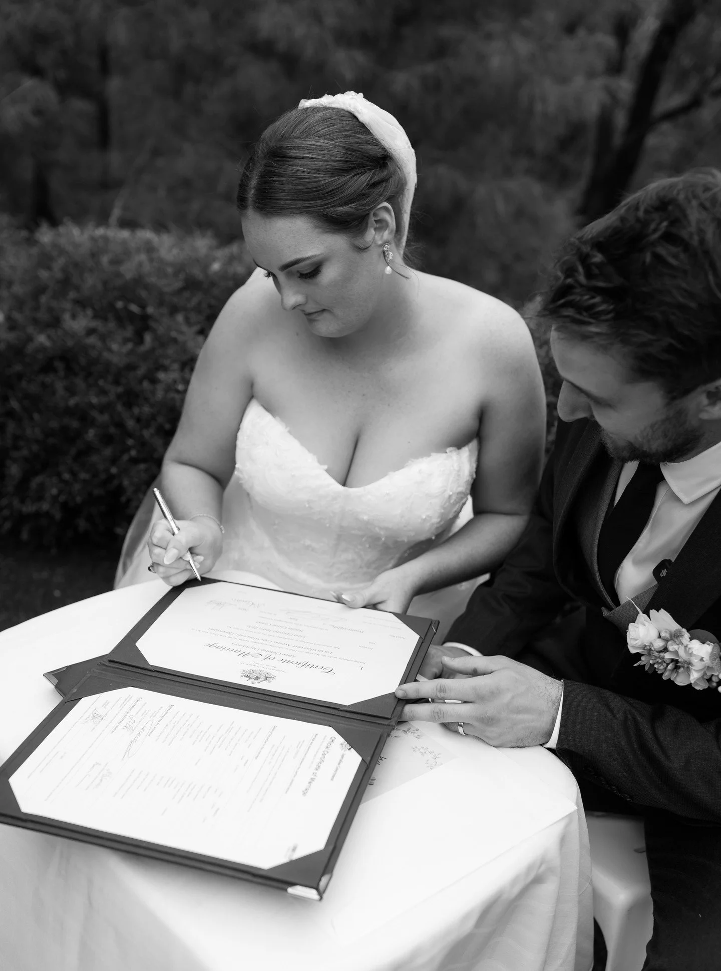 A signature that carries a lifetime❤️

#whitsundaywedding #whitsundayweddingphotographer #mackayweddingphotographer #rockhamptonweddingphotographer #qldweddingphotographer