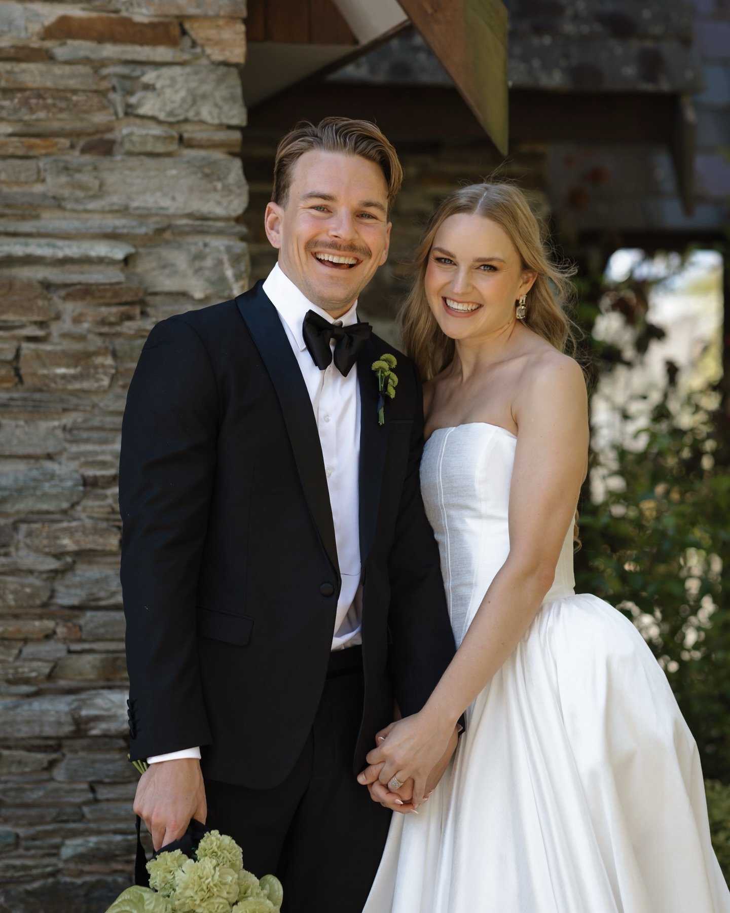 Some couples are just a dream to photograph @laura.letch &amp; @sammyletchford 

Florals: @flowerroomqueenstown
Styling: @qtweddinghire
Video: @mearsproductions
Hair: @beautifulbridalhair
Makeup: @paigeshipstonemakeup
Accessories: @bowerbird.bride
Dr