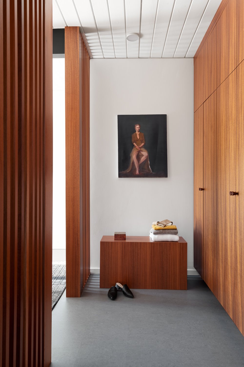 ICONIC BRIGHT EICHLER