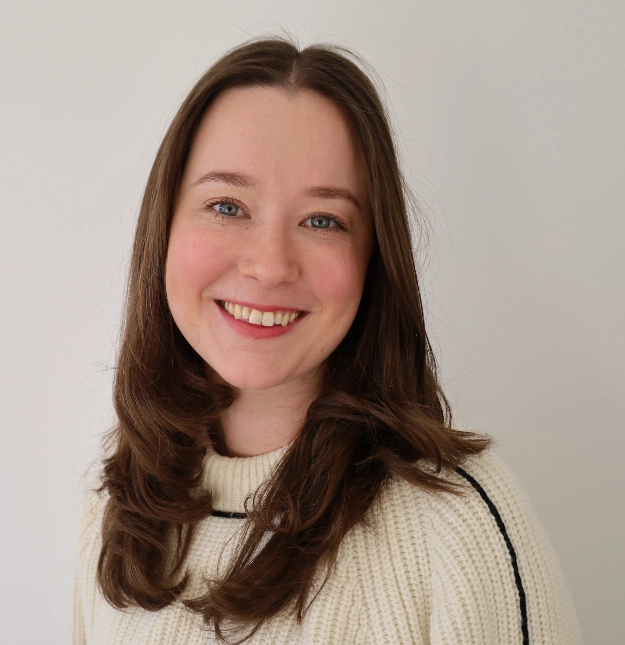 Chloë Snowdon Holistic Period Practitioner, BSc, HRP