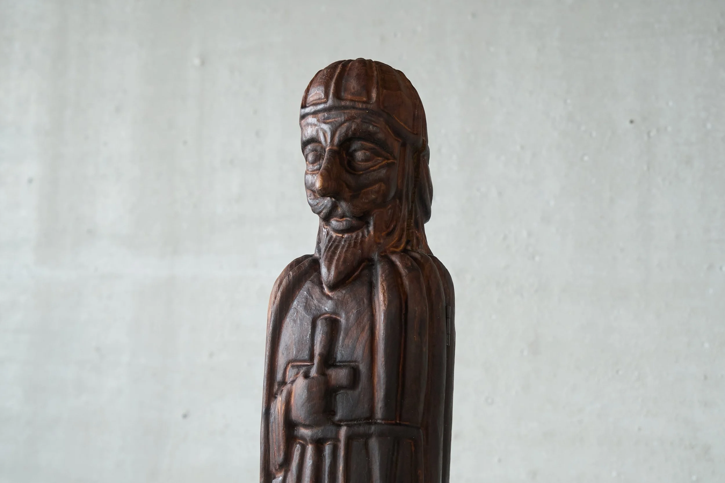 Knight Bottle Holder 3.jpg