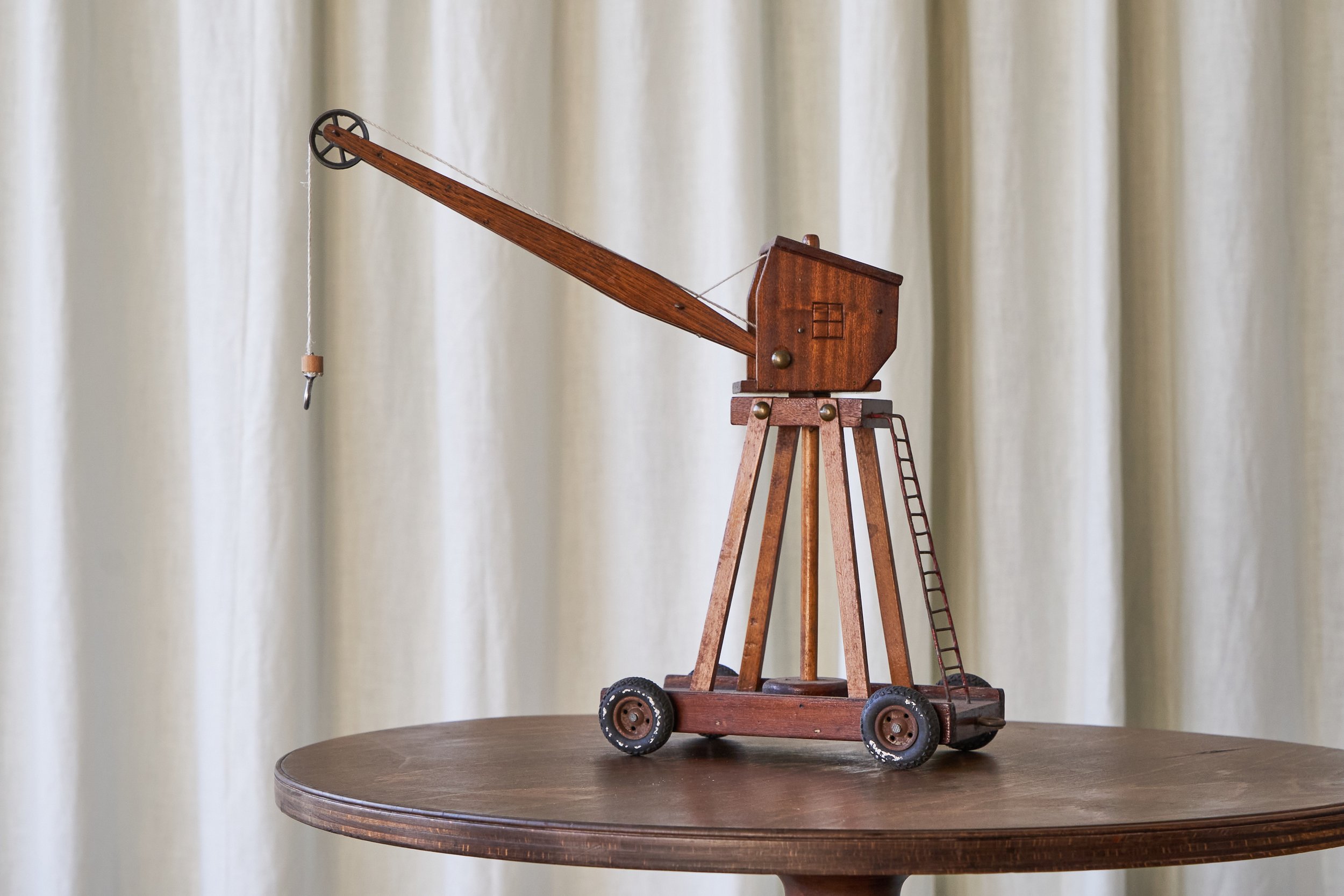 Folk Art Crane in Wood 1960s right viw total