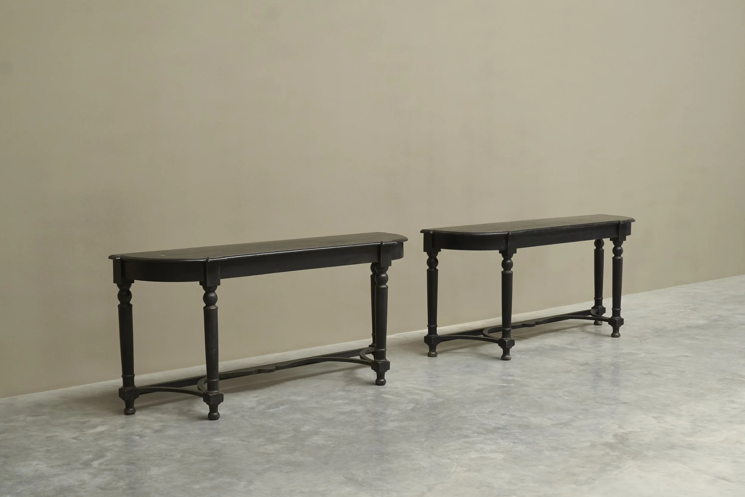 Console Tables Ebonized 05.jpg
