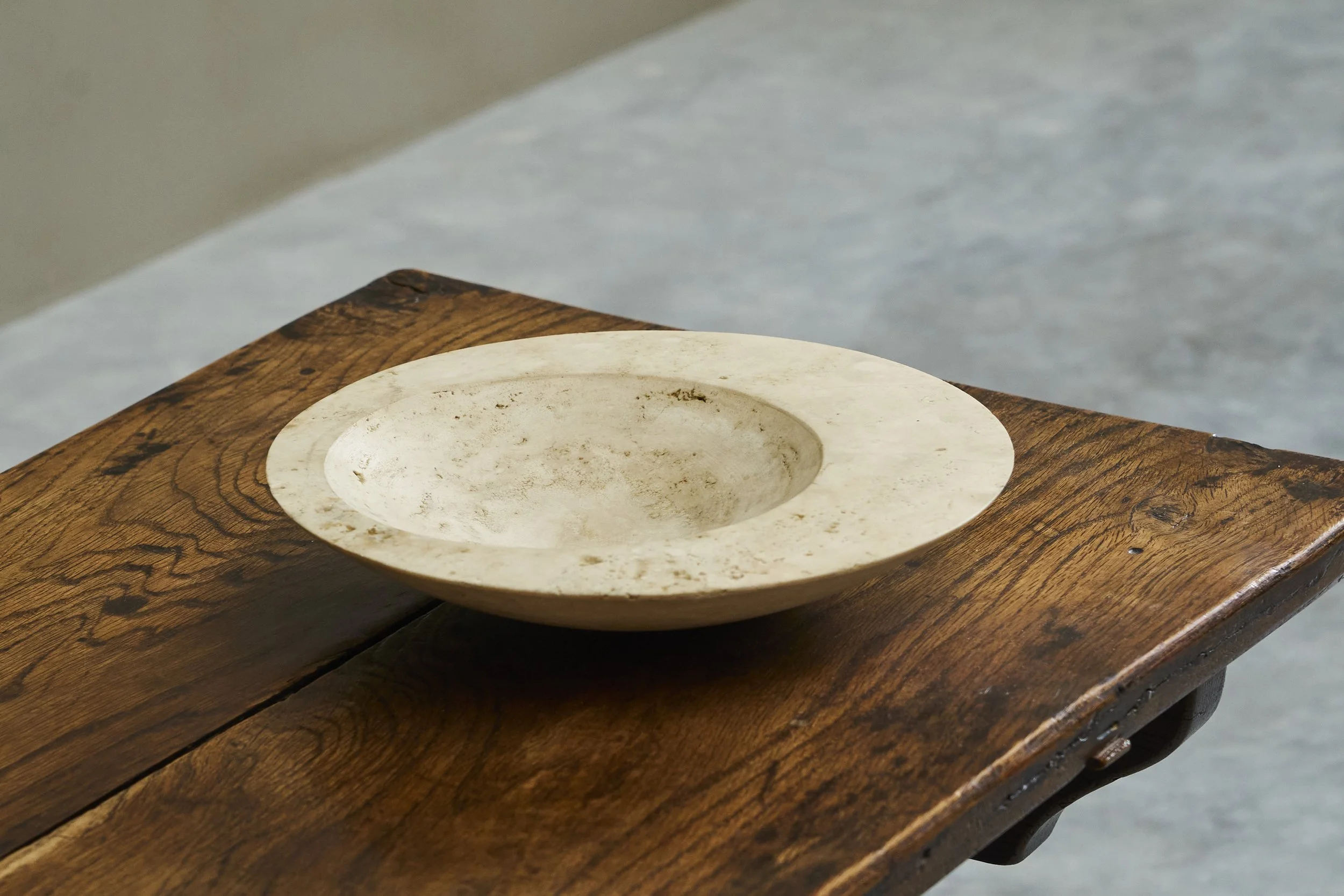 Travertine Bowl 07.jpg