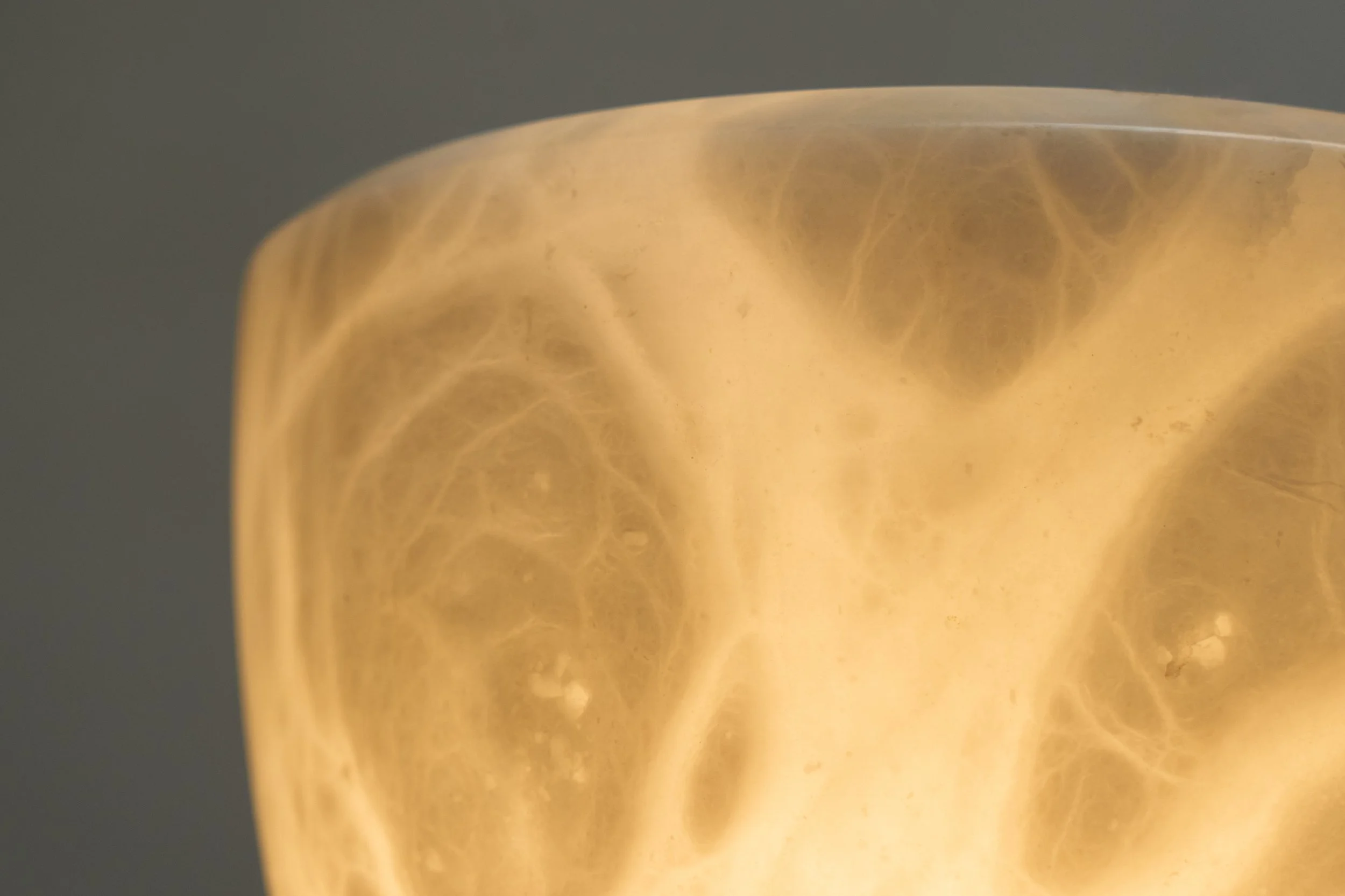 Table Lamp Alabaster 05.jpg