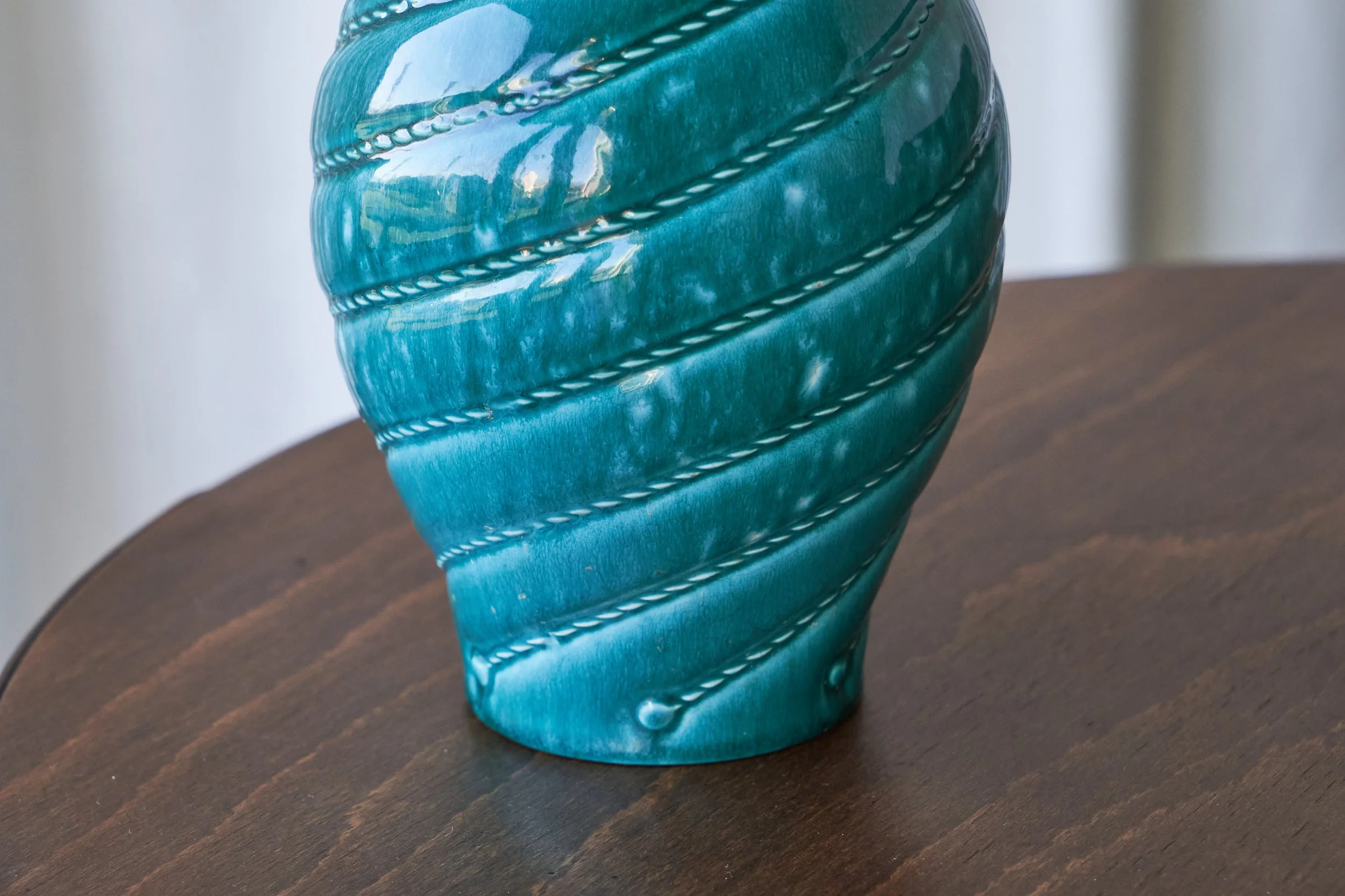 Art Deco Ceramic Vase in Turquoise 1930s front view detail bottom part