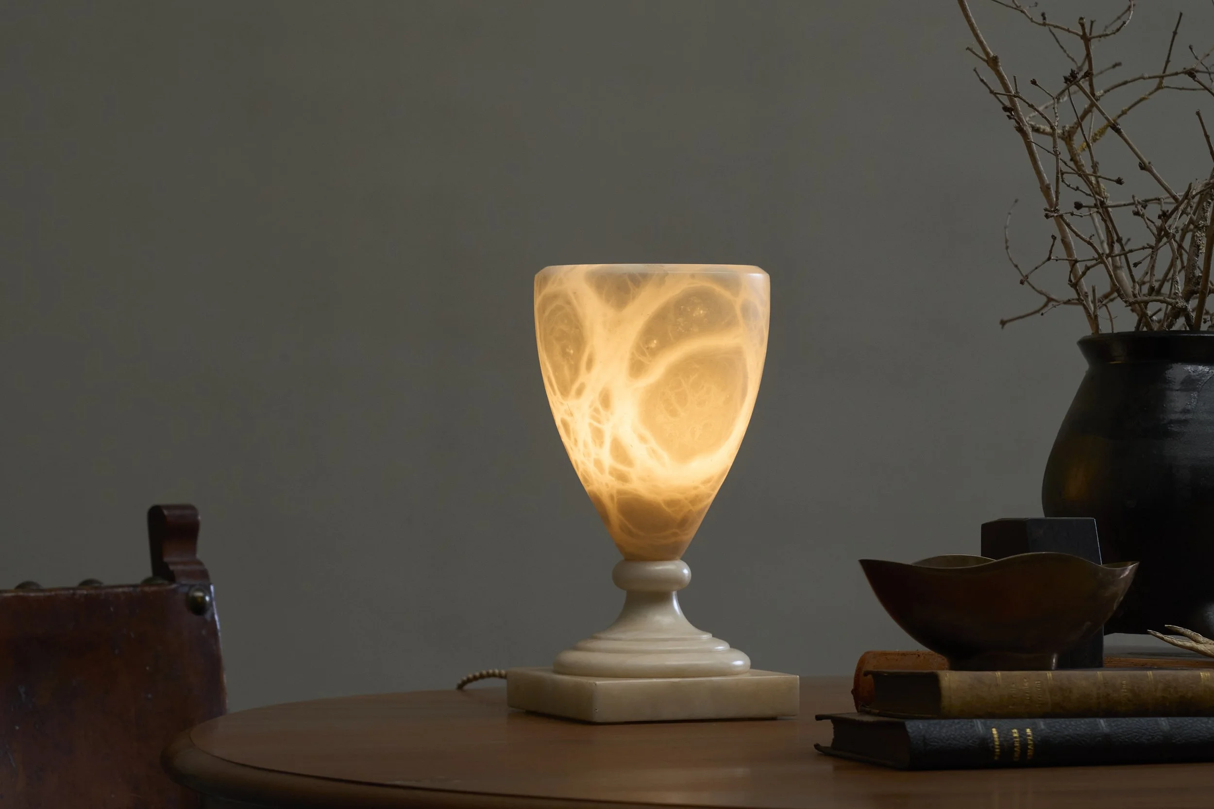 Table Lamp Alabaster 03.jpg