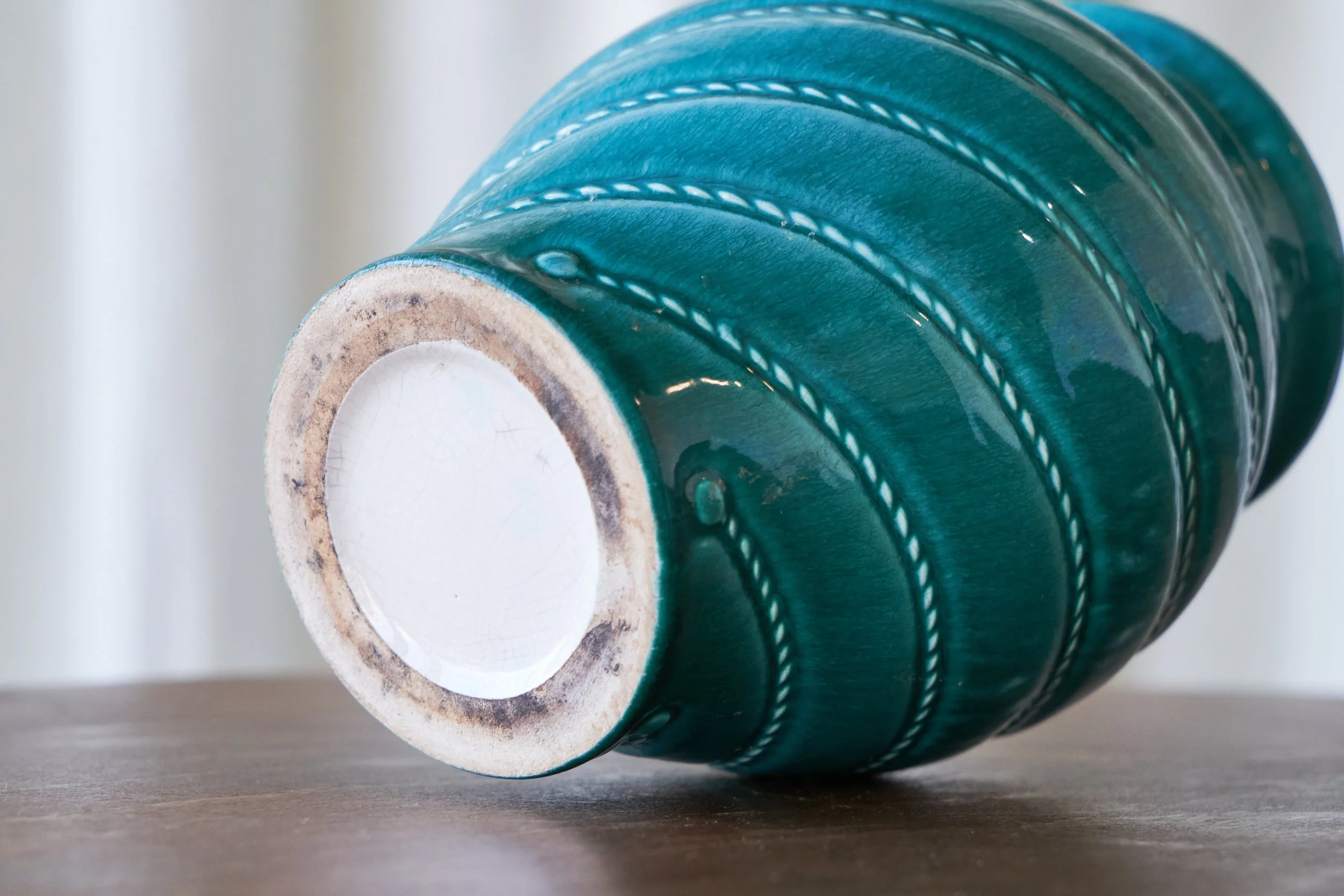 Art Deco Ceramic Vase in Turquoise 1930s detail bottom