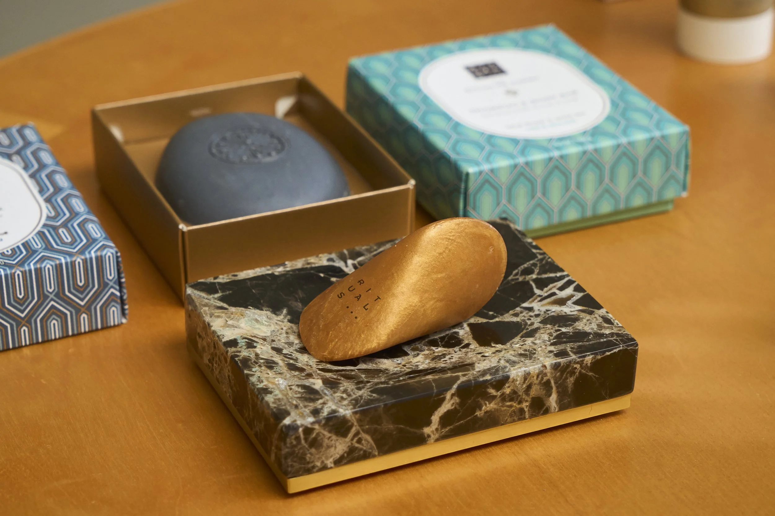 RITUALS - Oloid 03.1.jpg