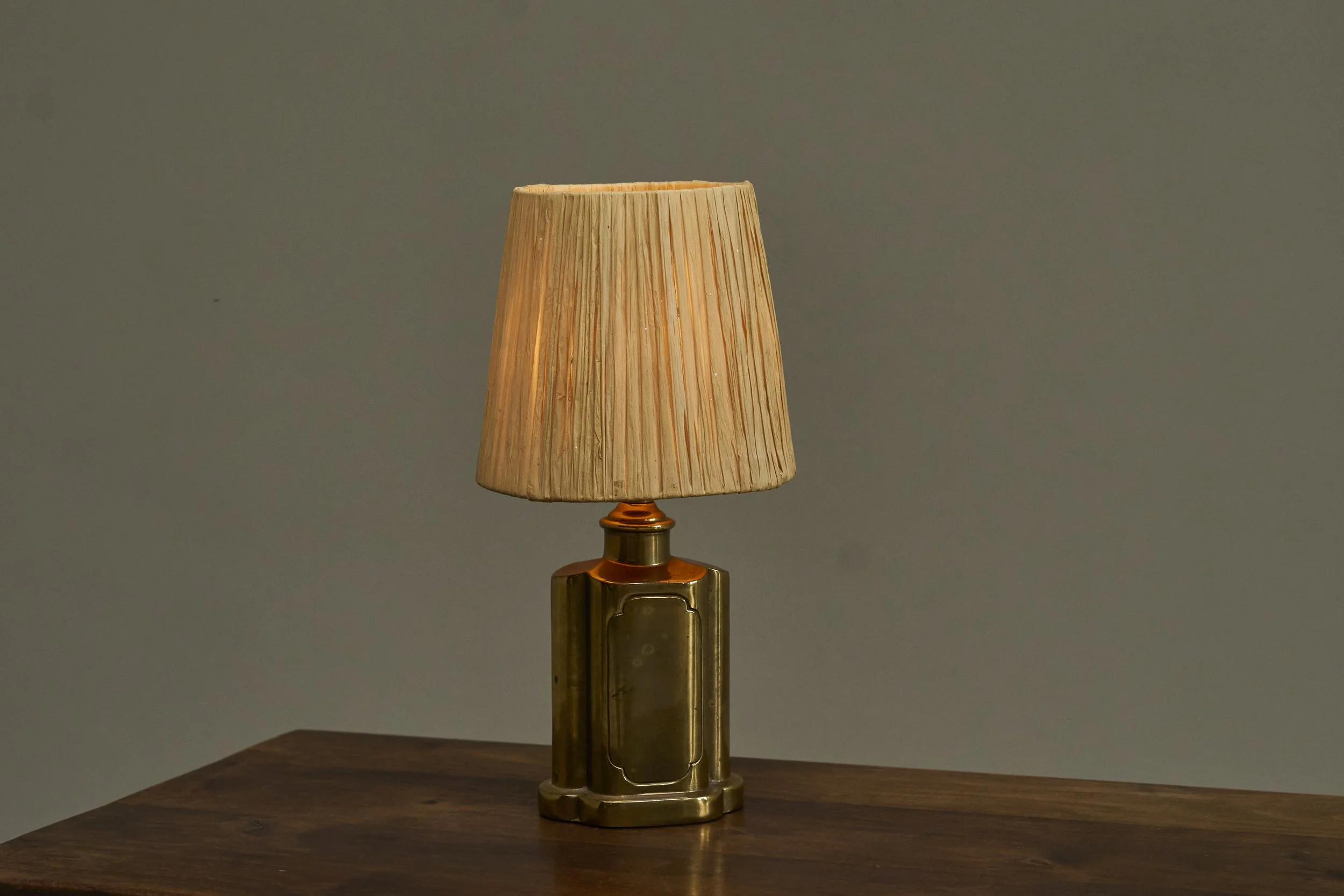Table Lamp Brass Raffia 09.jpg
