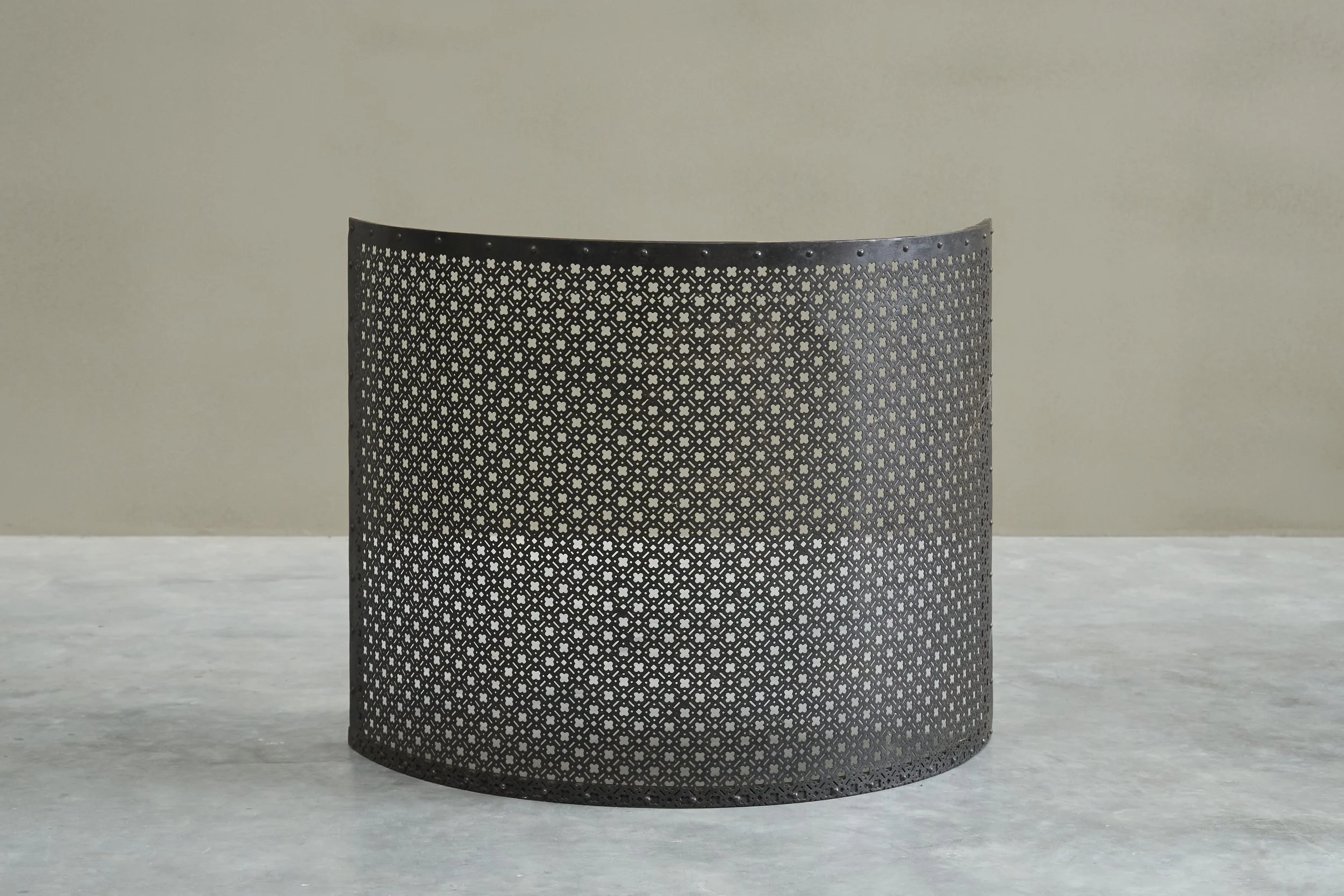 Fire Screen Wrought Iron 03.jpg