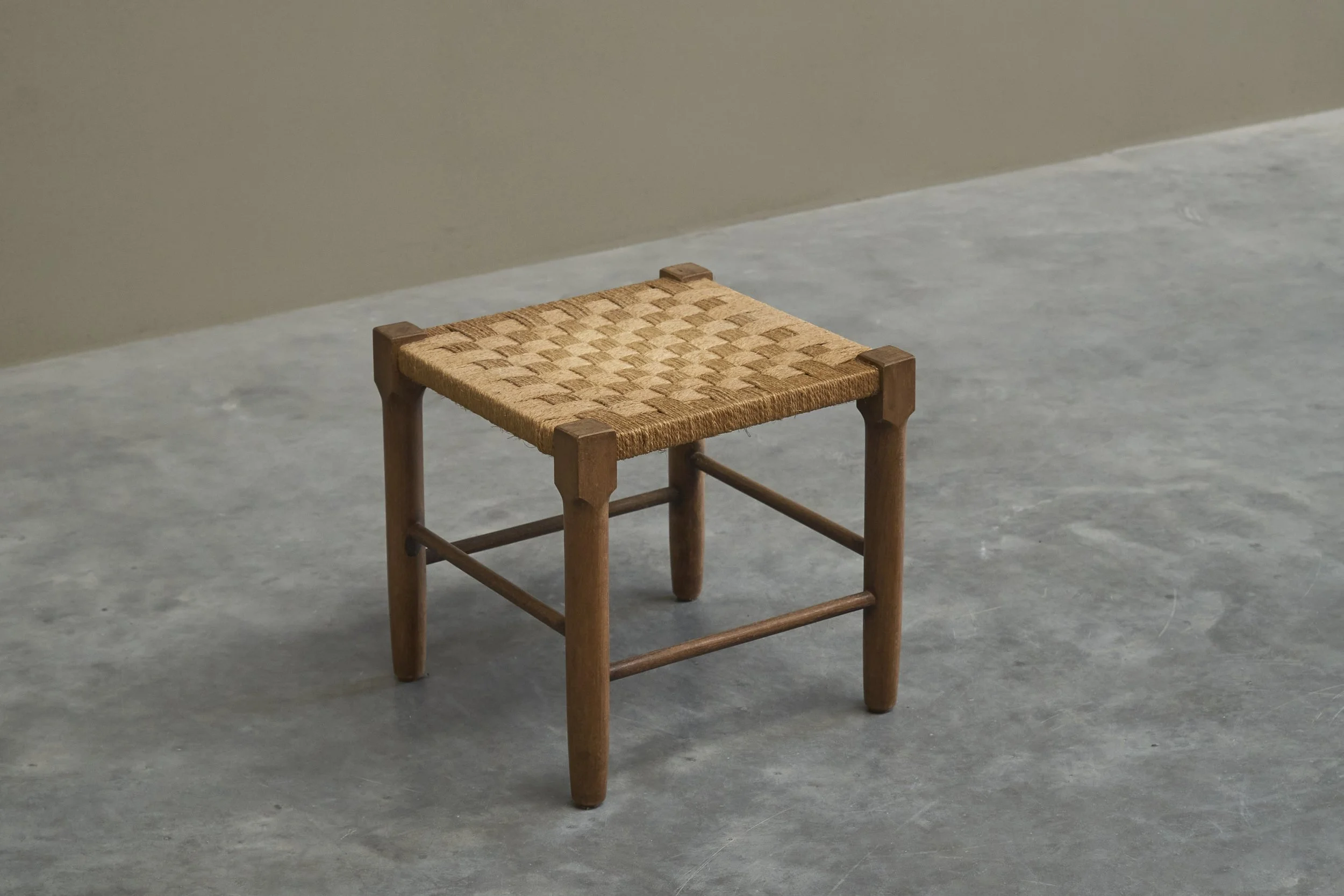 Stool Oak Rope 01 1.jpg