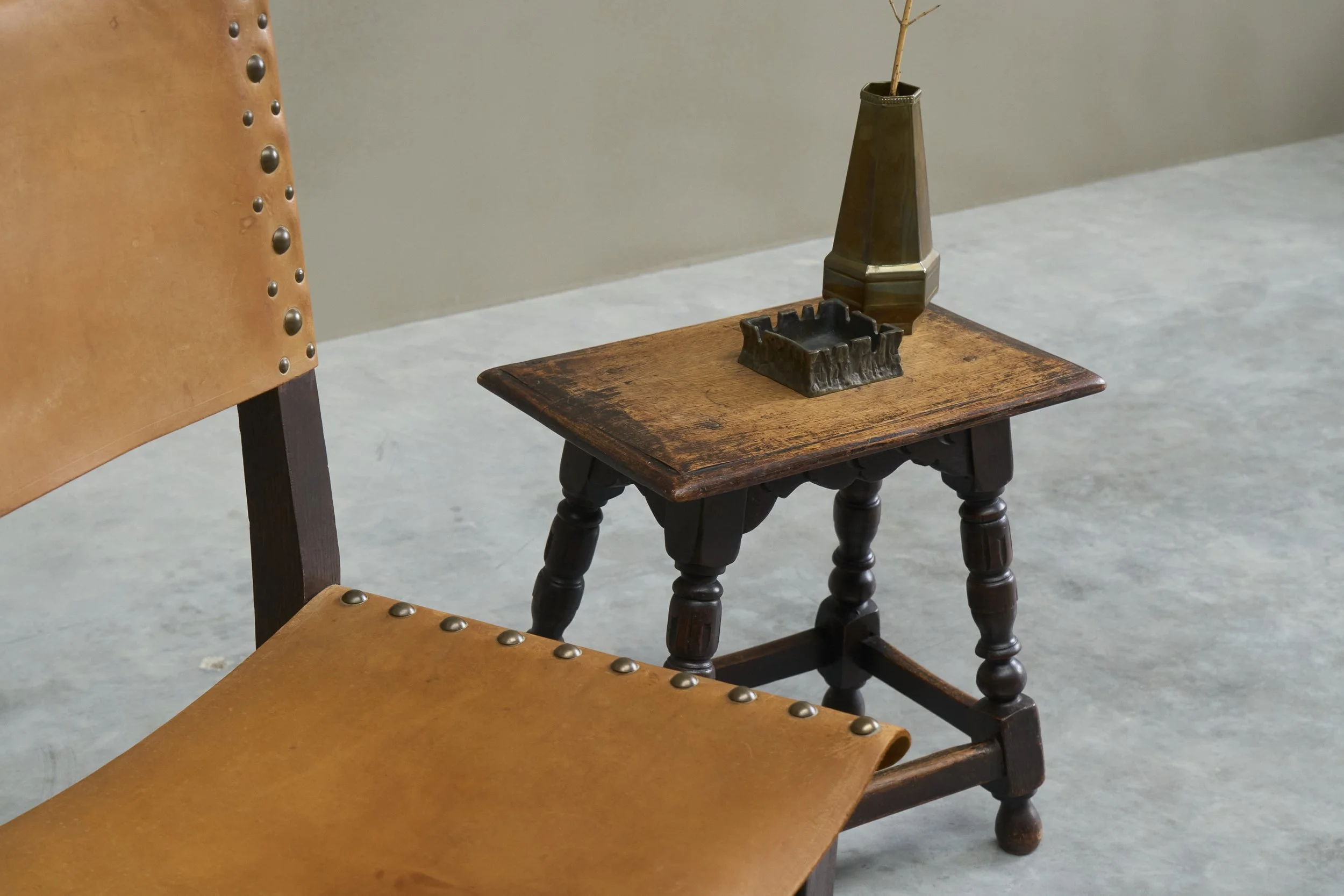 Stool Oak 12.jpg